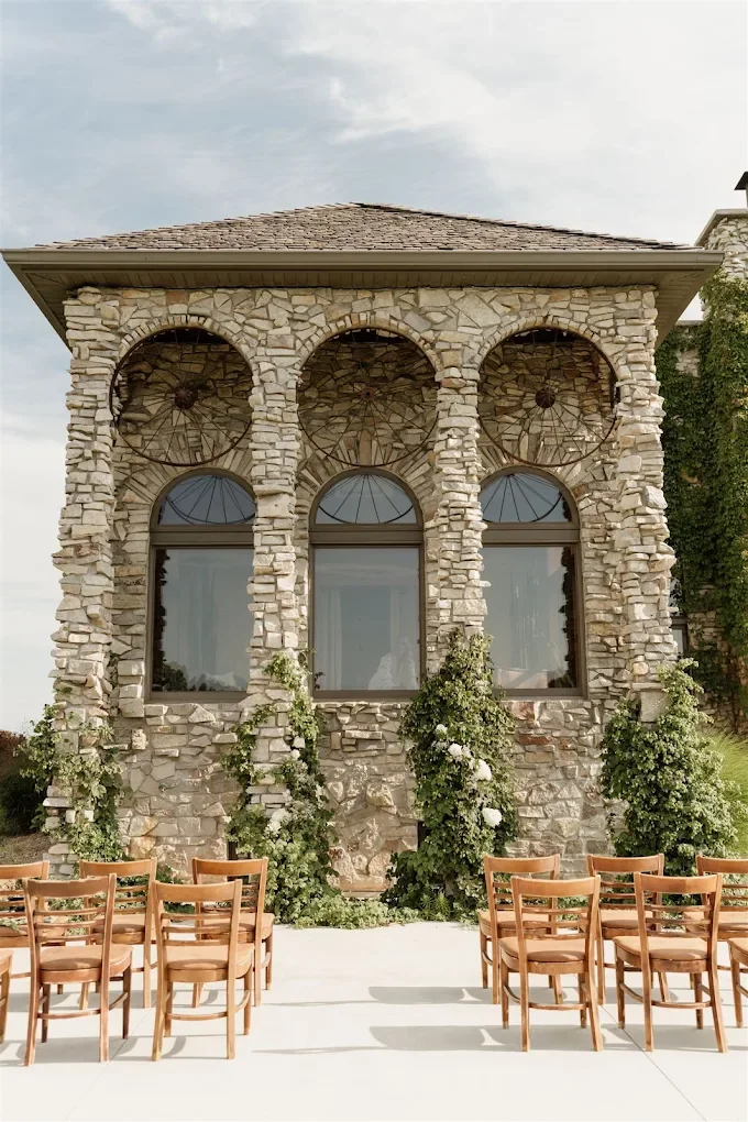 wisconsin-wedding-venue-the-castle-vineyard