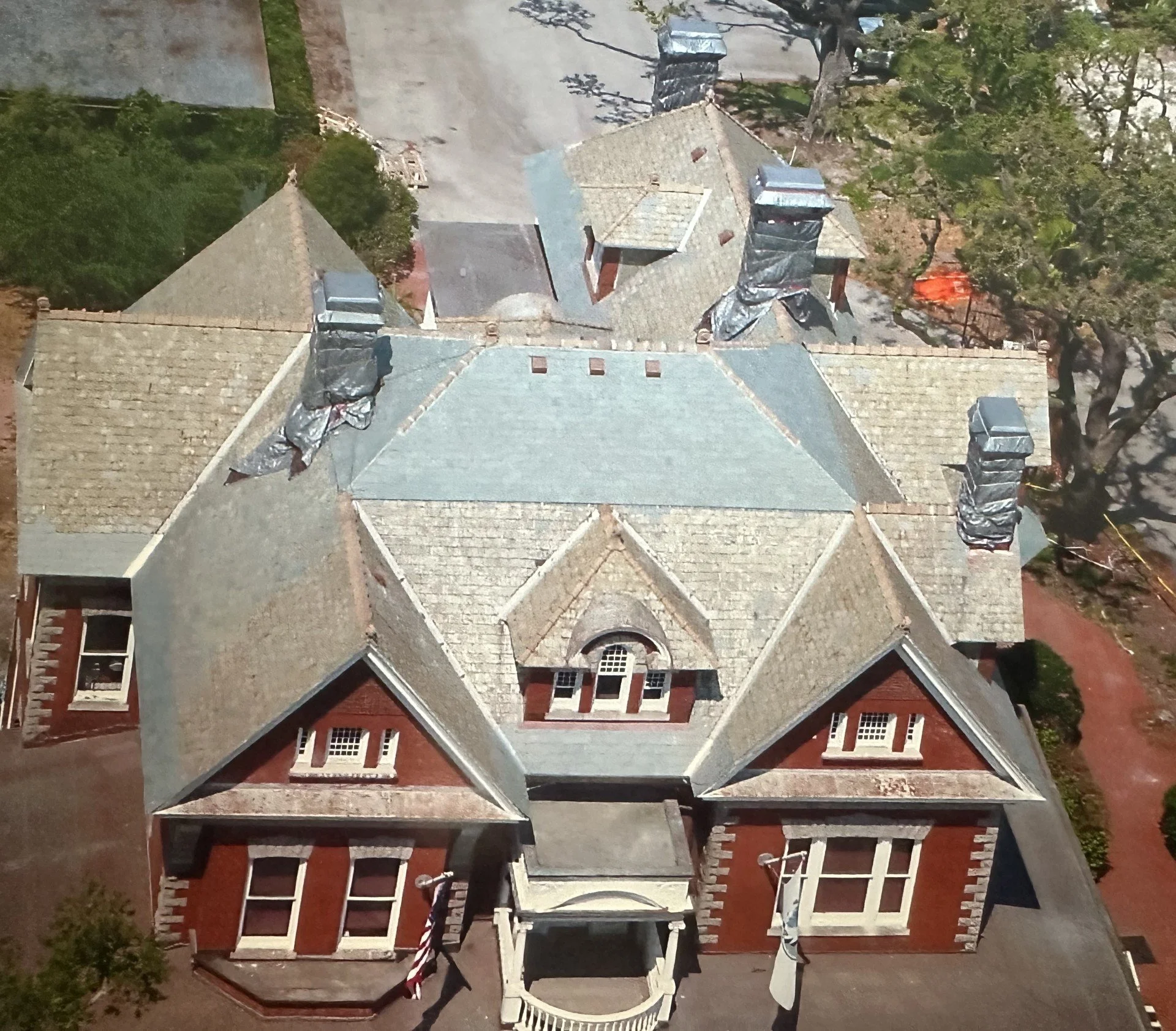 Historic Roof Repairs: How to Keep Character While Updating Functionality