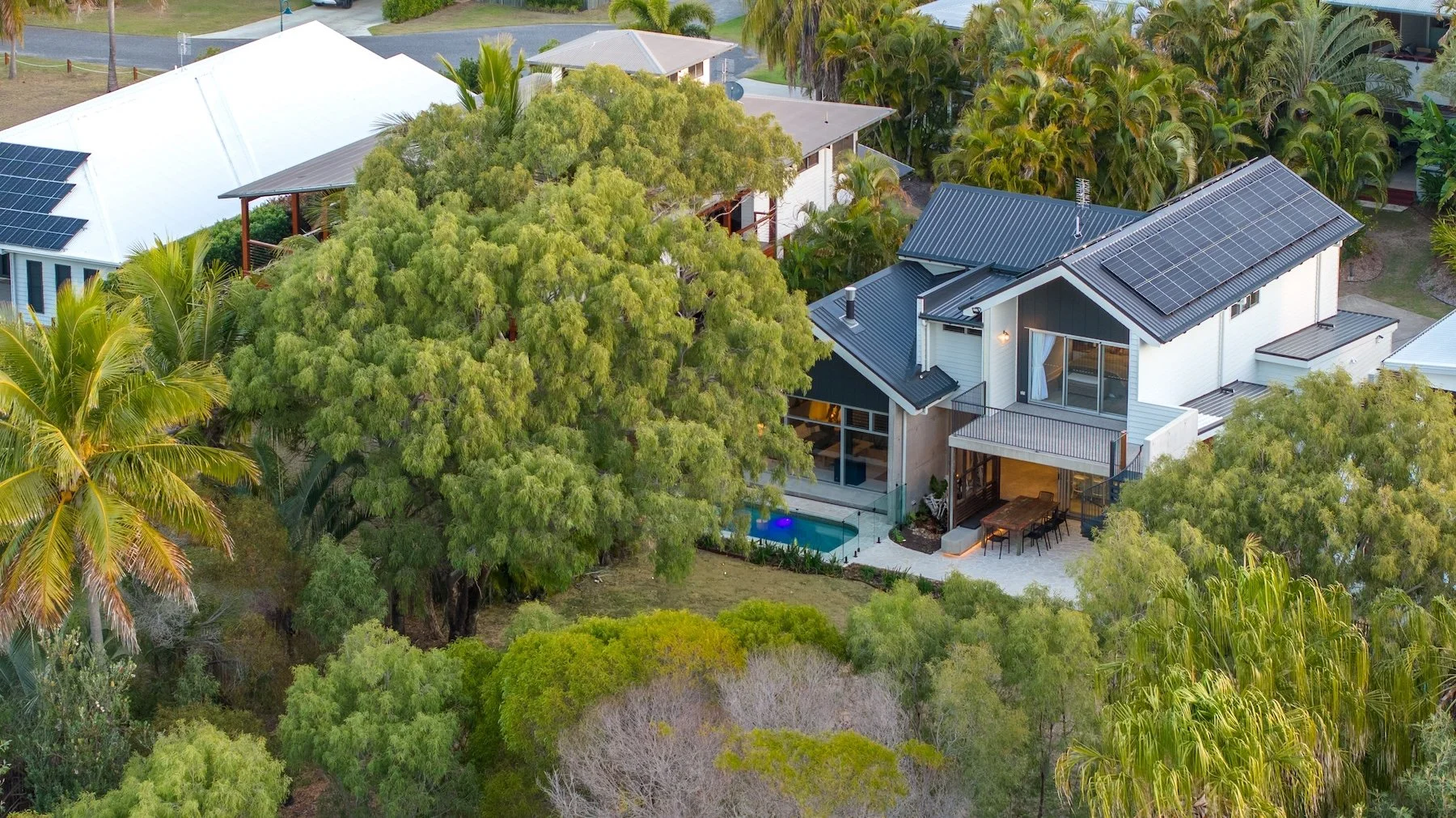 driftwood-agnes-water-builder-exterior-aerial.jpg