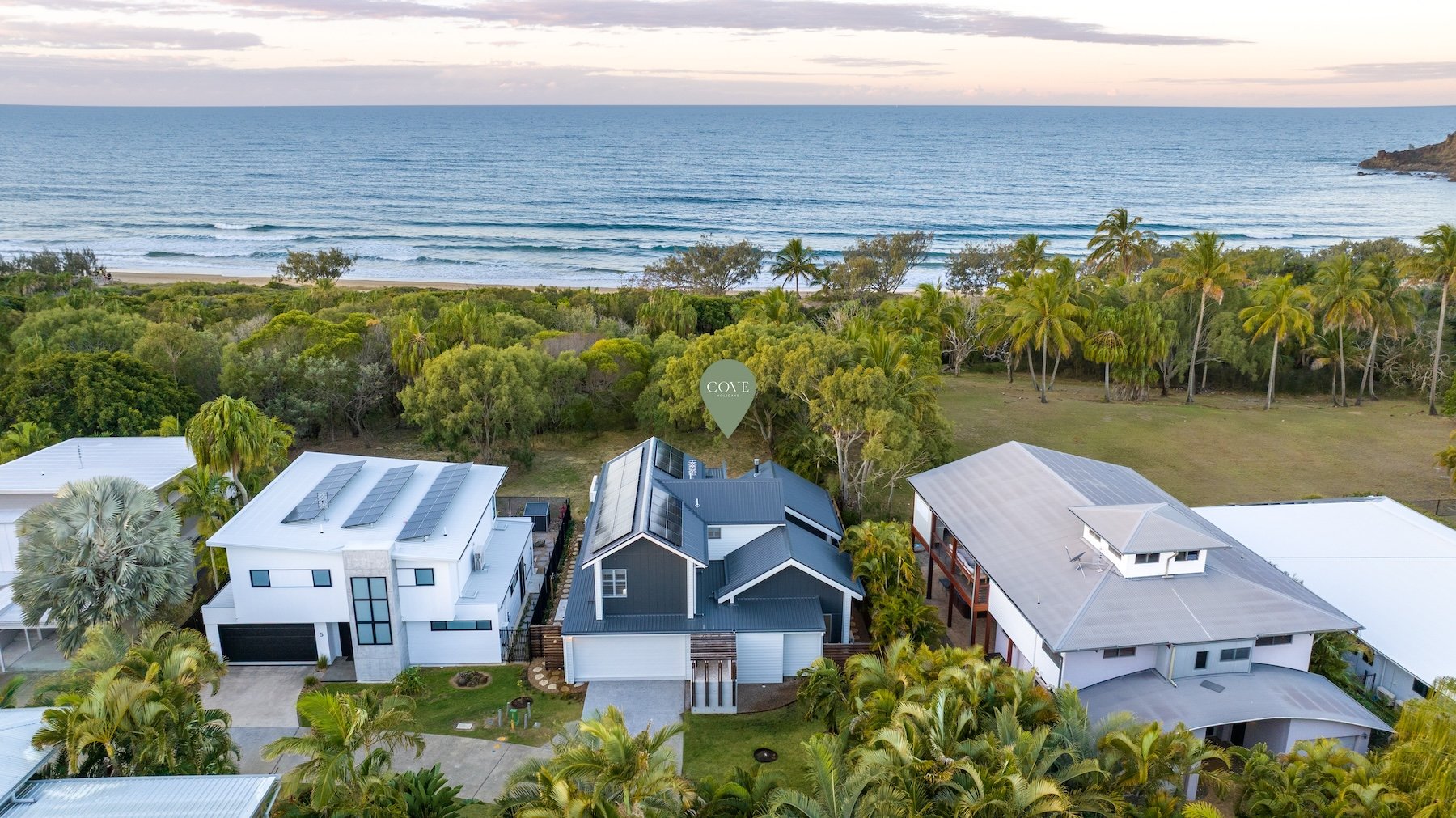 driftwood-agnes-water-builder-exterior-aerial-ocean.jpg