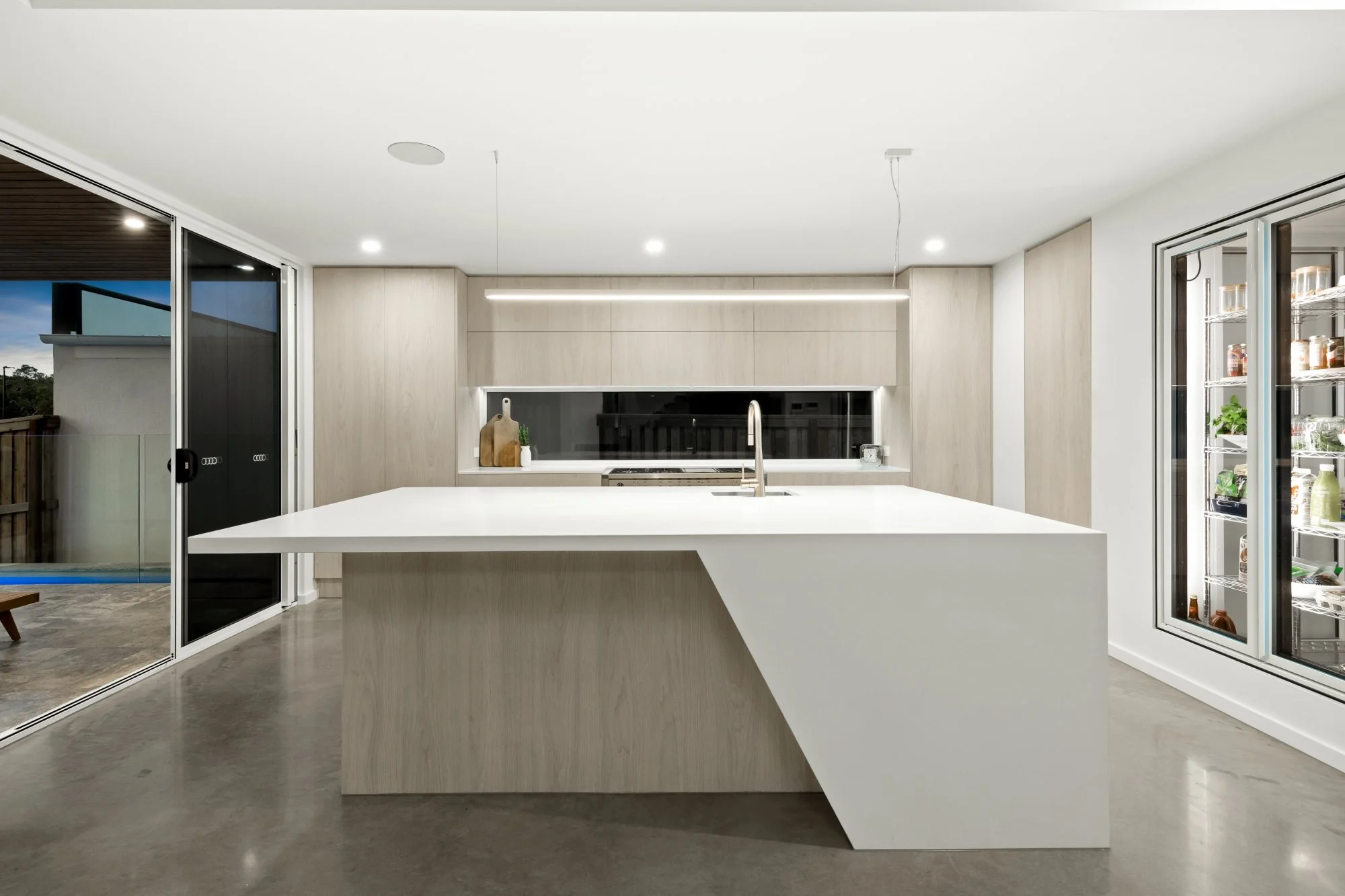 4 -40_Offshore_St_129_20.jpg