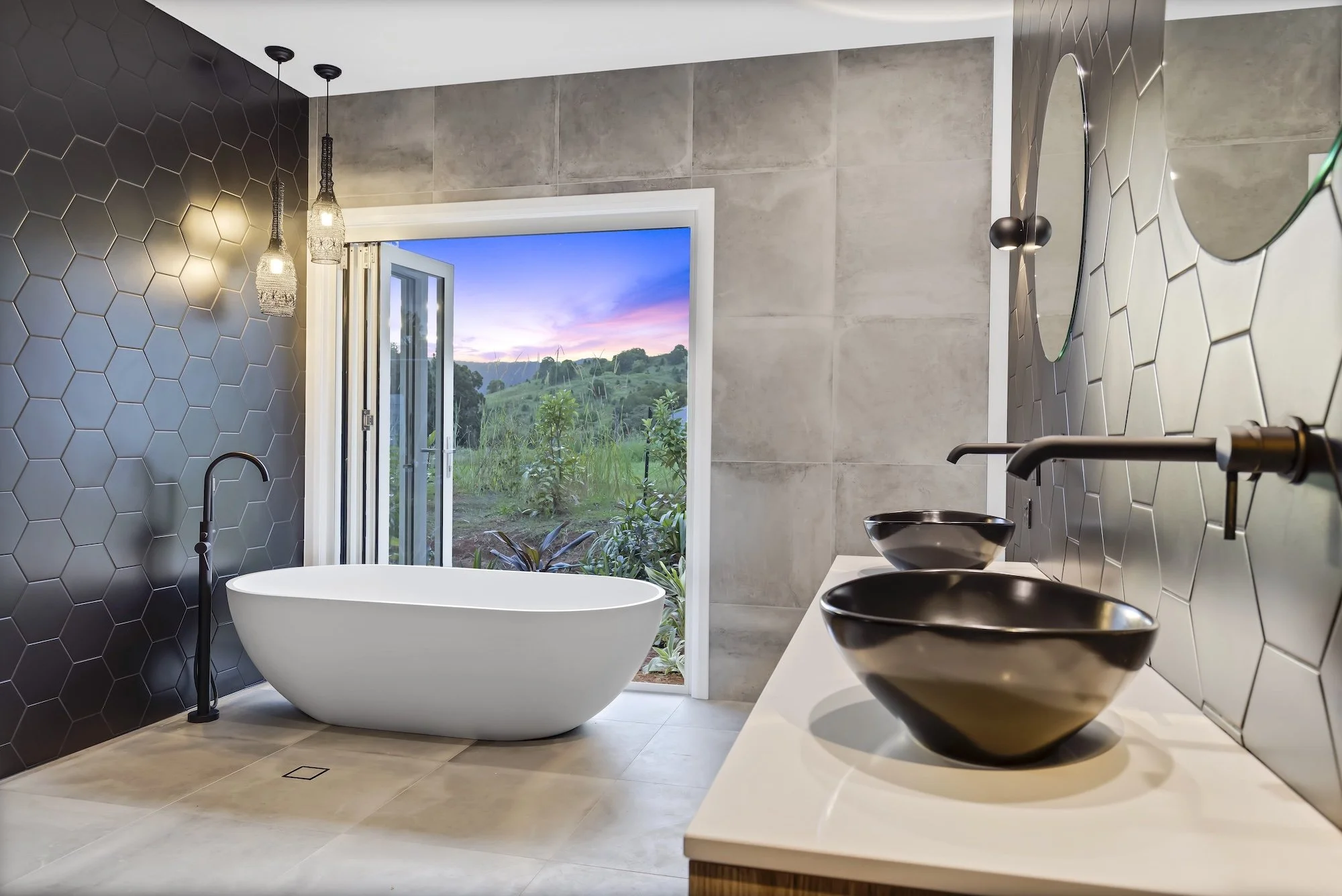 noosa-hinterland-agnes-water-builder-interior-bathroom-all.jpg