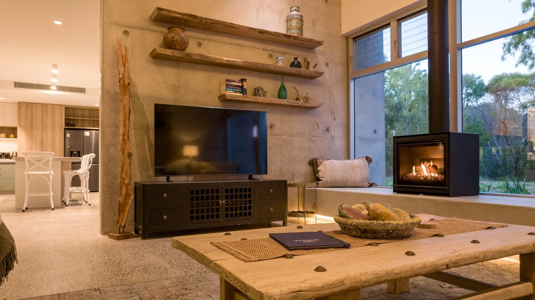 driftwood-agnes-water-builder-interior-tv.jpg