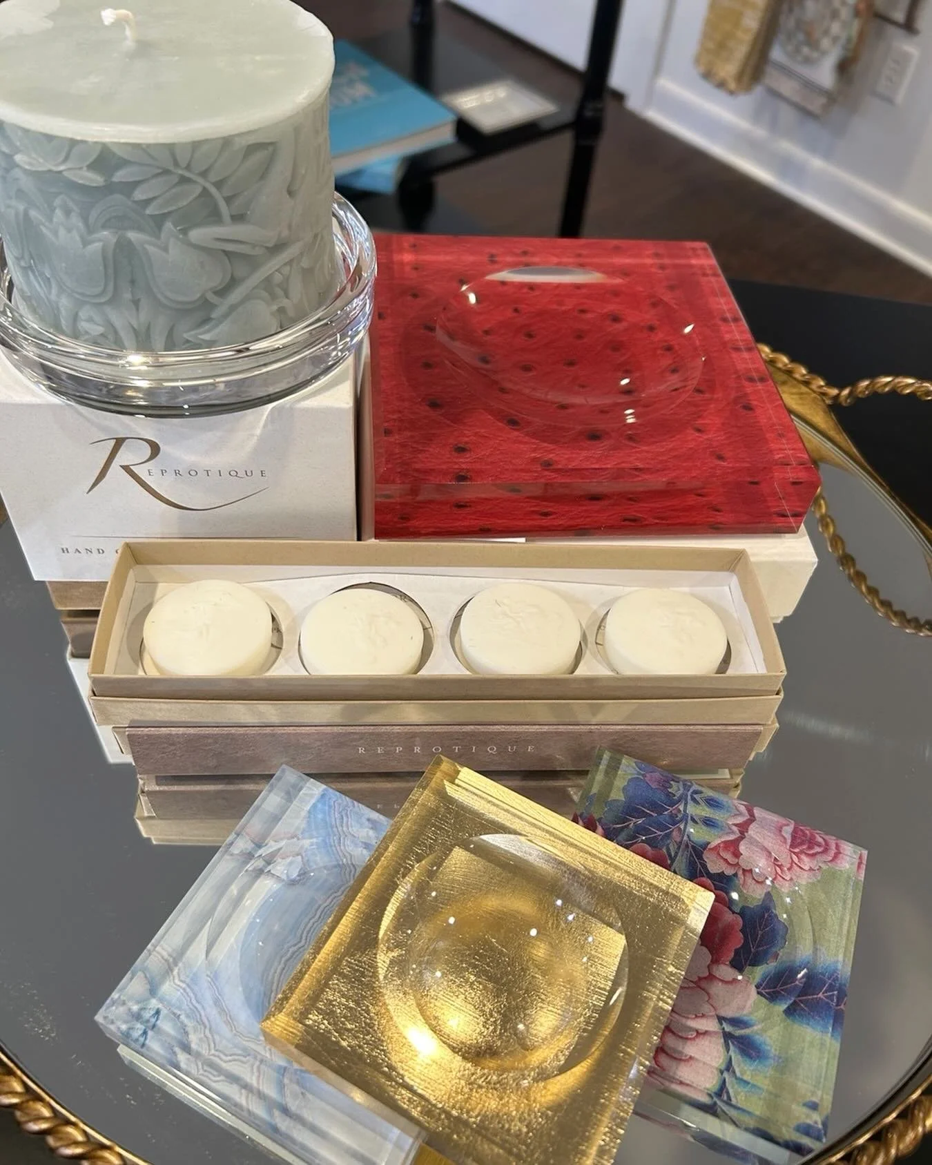 Gorgeous soap dishes, hand poured candles, trinket dish and coasters all made in Virginia. Very special gifts you won&rsquo;t  be seeing everywhere 💕💕
#njgiftshop #centraljersey #madeintheusa #mendhamnj #chesternj