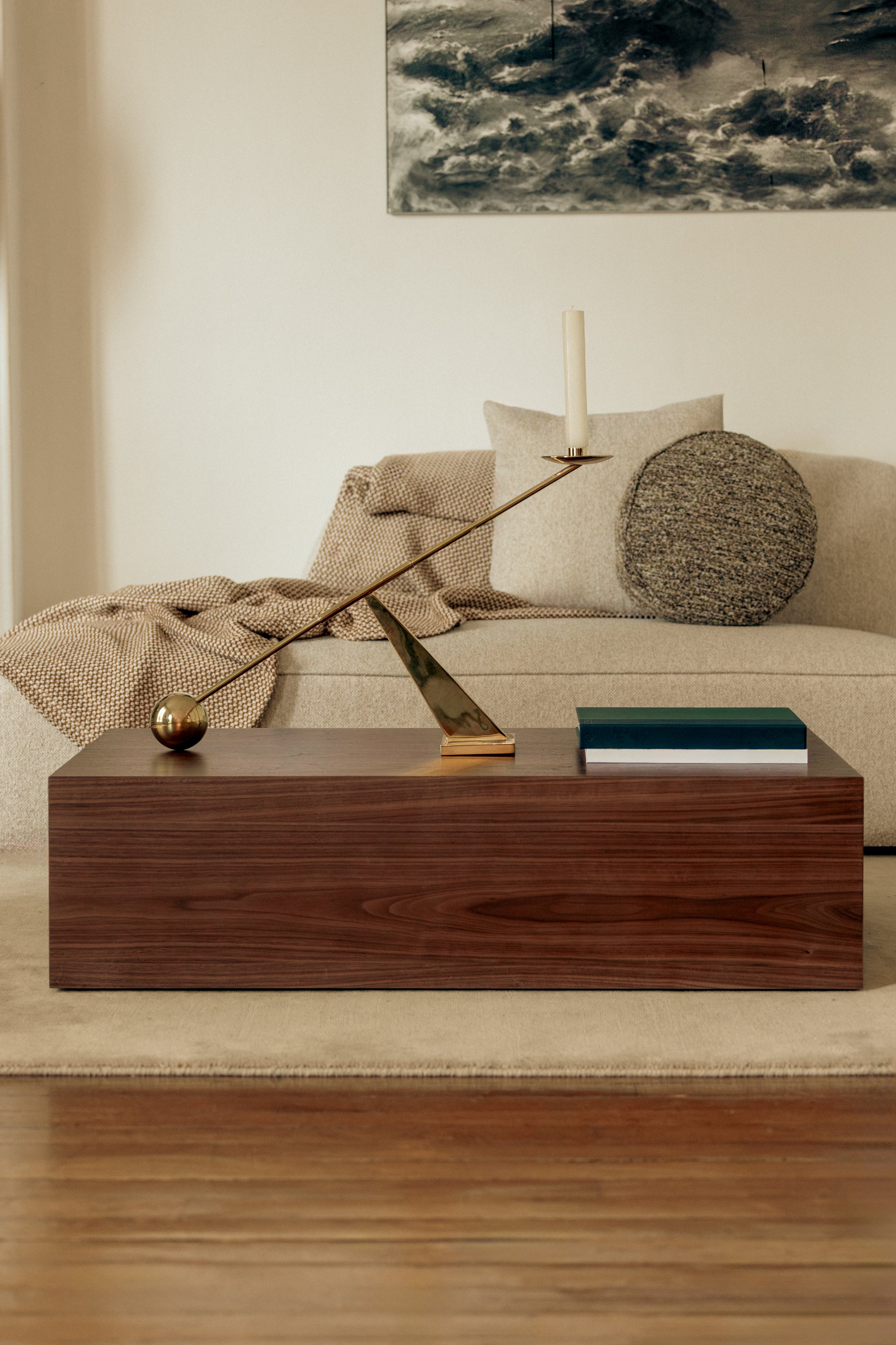 65 m² Paris apartment in Montmartre, reimagined with Scandinavian clarity and discreet japonisant details, combining minimalism, warmth, and functionality.