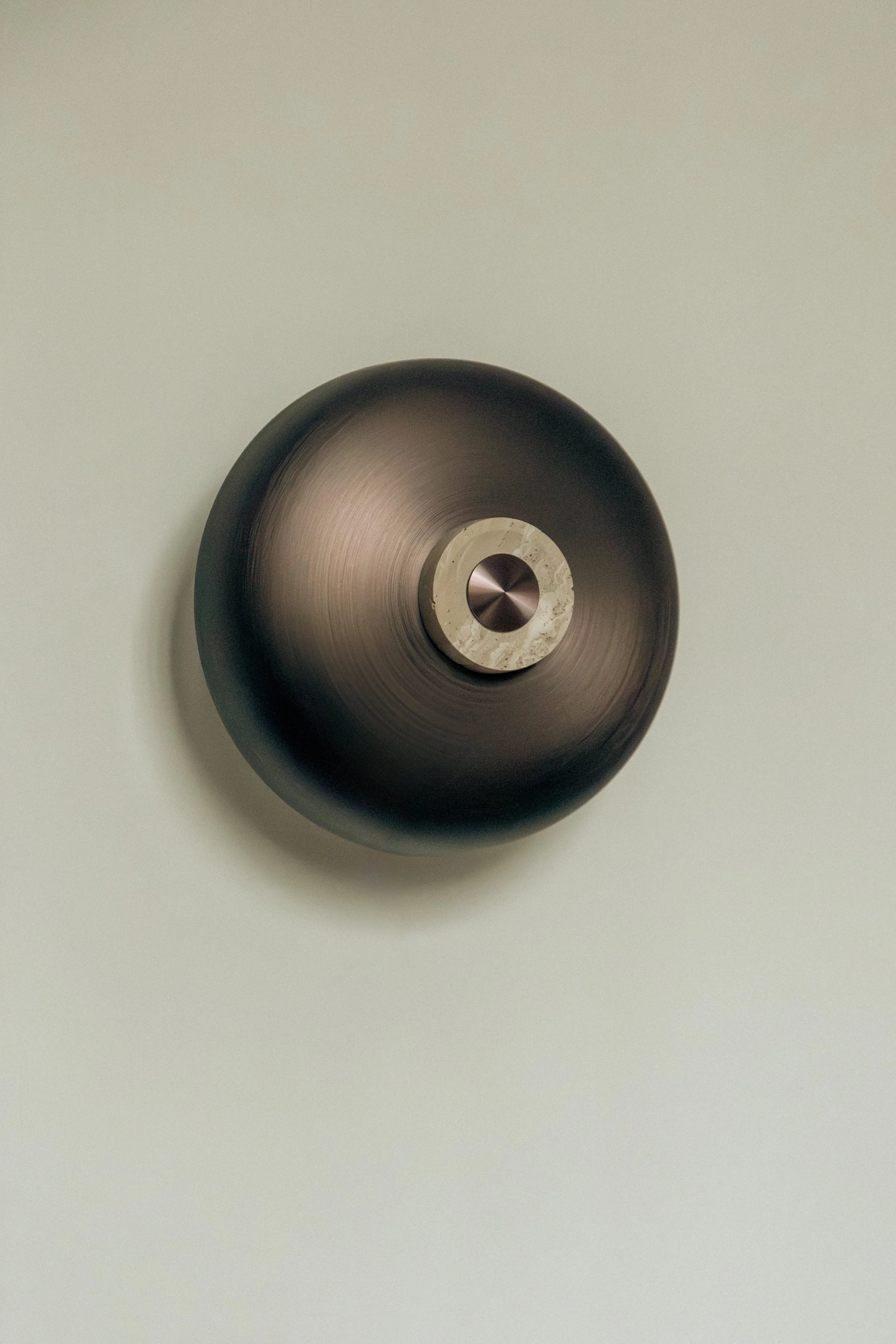 65 m² Paris apartment in Montmartre, reimagined with Scandinavian clarity and discreet japonisant details, combining minimalism, warmth, and functionality.