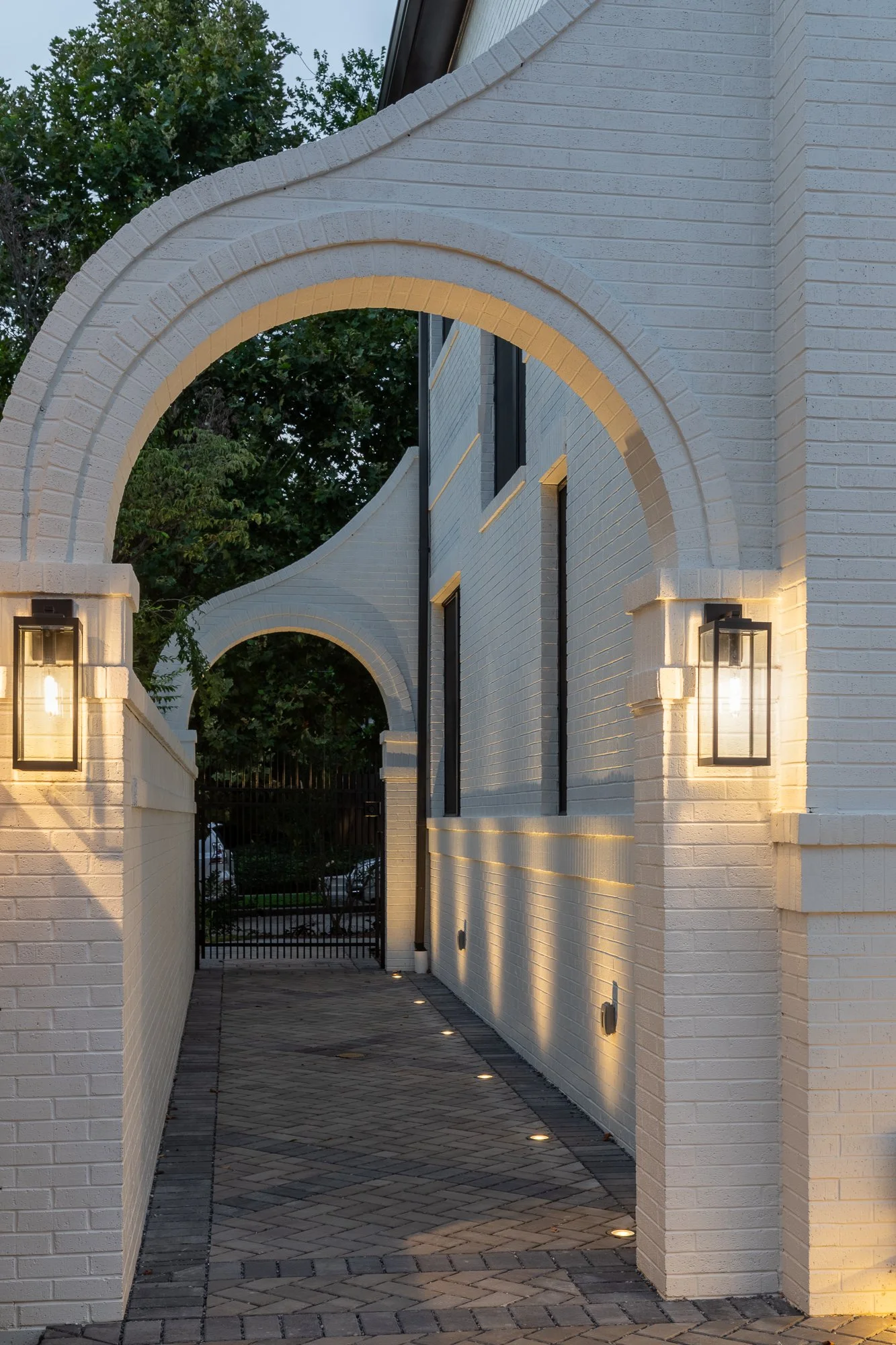 DAKS Builders 1312 Iris - 3 Exterior.jpg