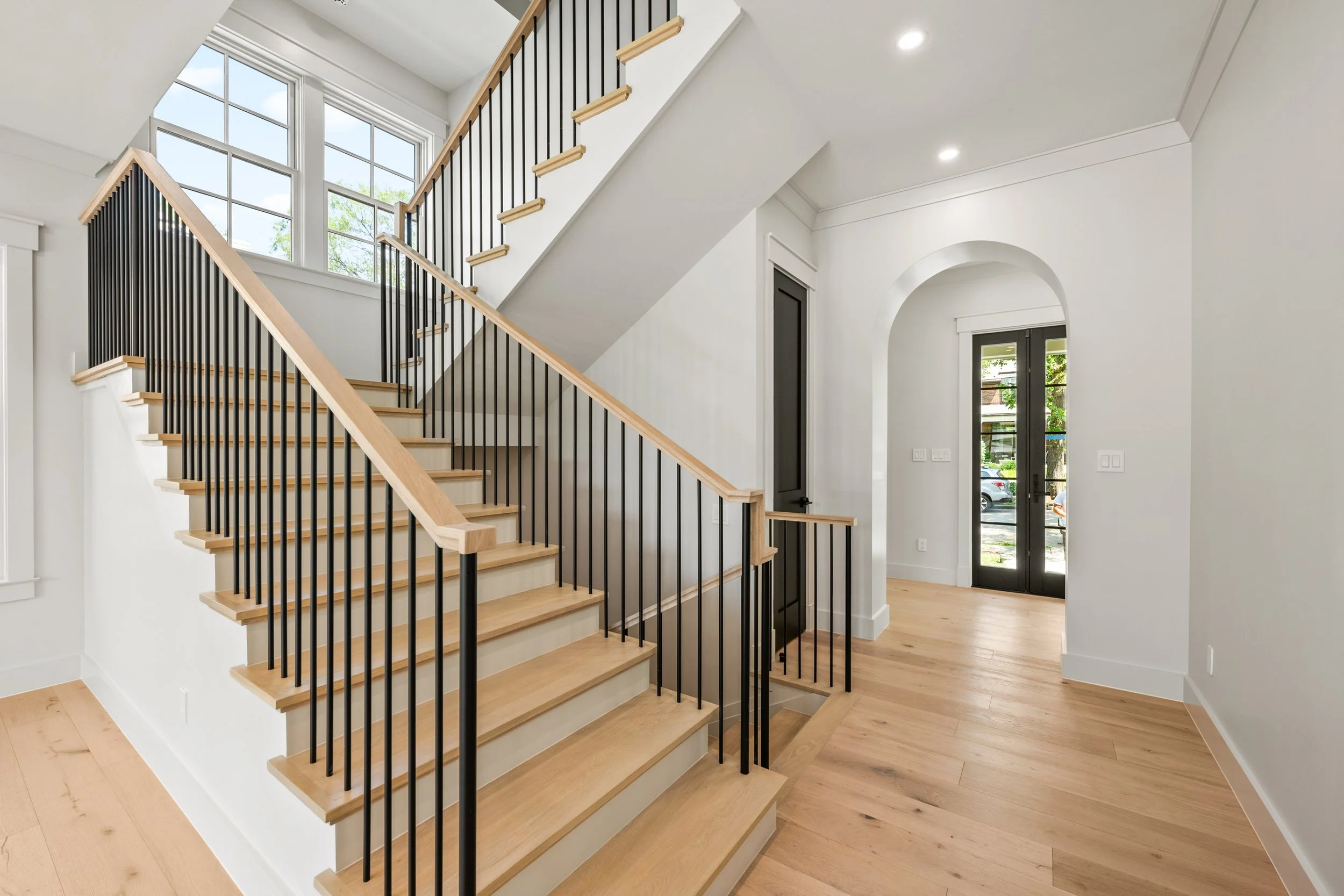 DAKS Builders 1312 Iris - 7 Interior Stair.jpg