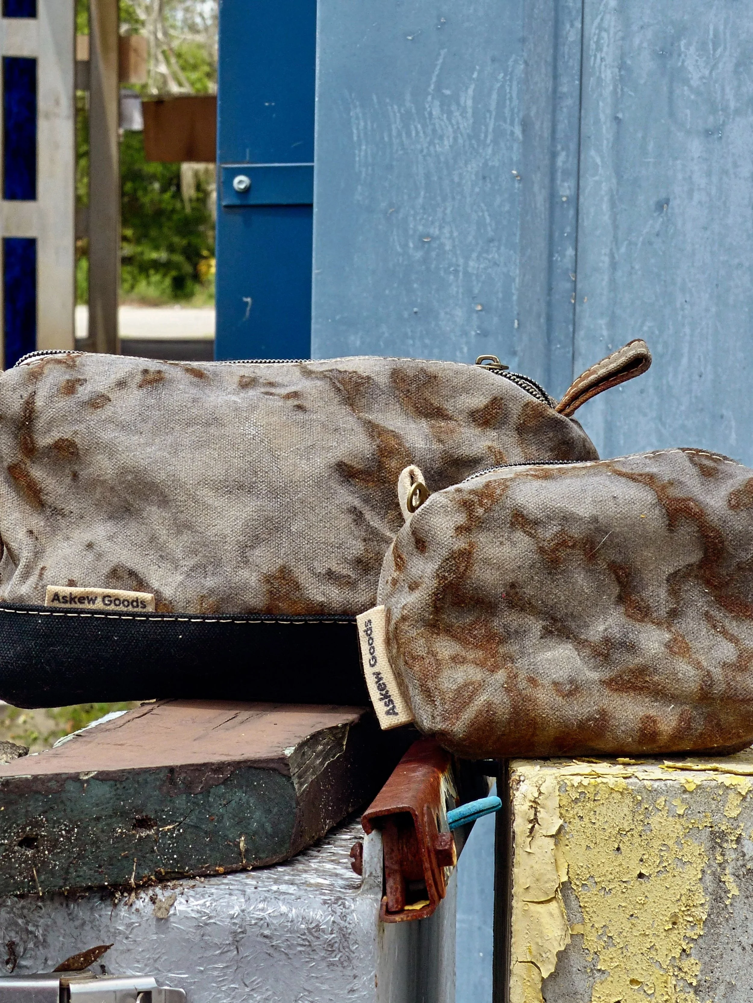 Clutch pouch and petite pouch, rust printed