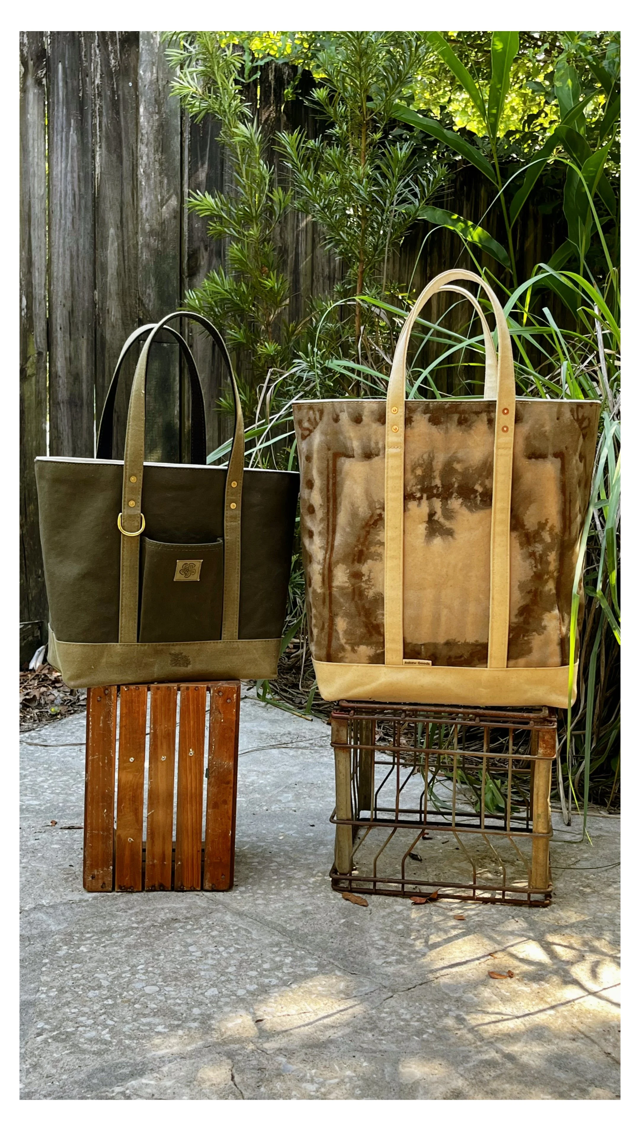 Olive and the special large rust-collection tote