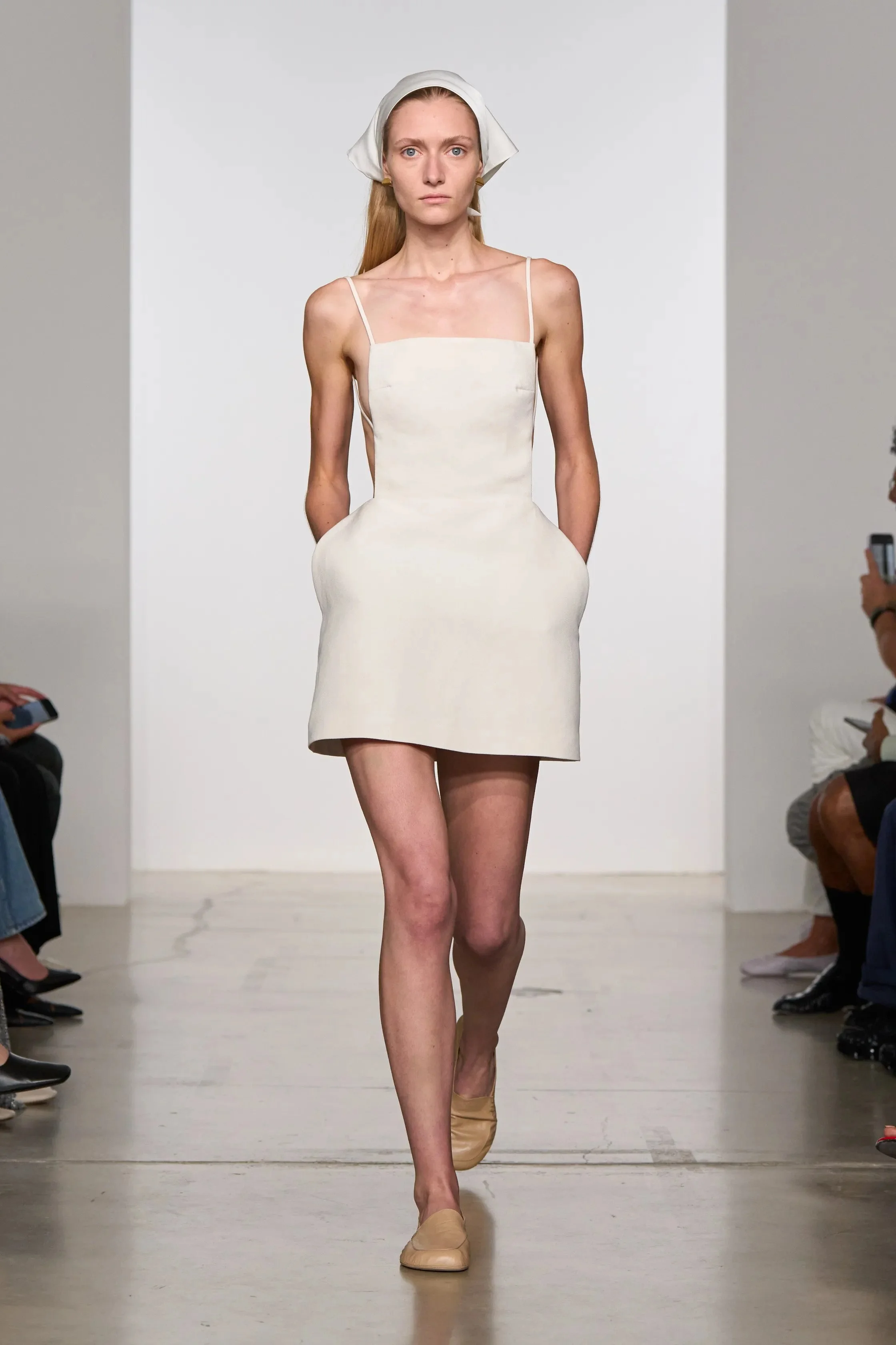 00001-calvin-klein-spring-2026-ready-to-wear-credit-brand.jpg