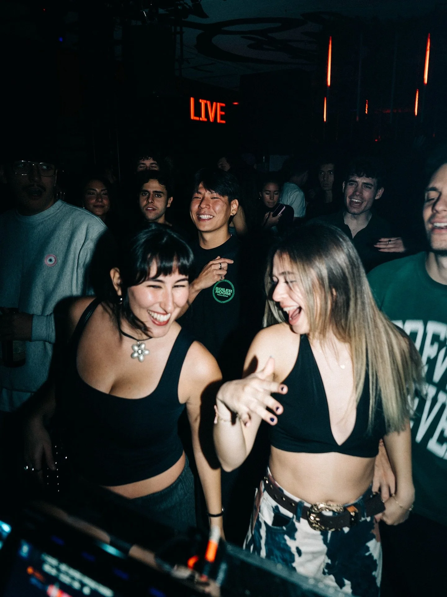 lokal night out @ LIVE/EVIL - 17.10.2025

we said it&rsquo;d be good&hellip; didn&rsquo;t think it&rsquo;d be 𝘵𝘩𝘪𝘴 good. 😮&zwj;💨
photos are finally out &ndash; go find yourself.

link in bio. 🧿
&mdash;
📸 @vu.webp
