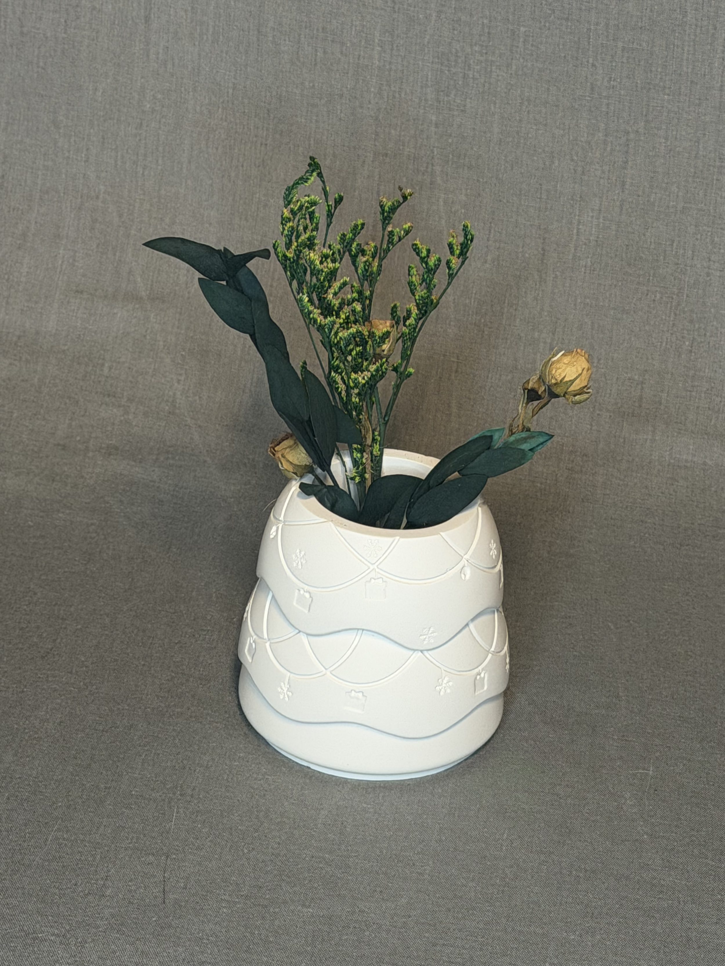 Sculpted Christmas Tree Bud Vase