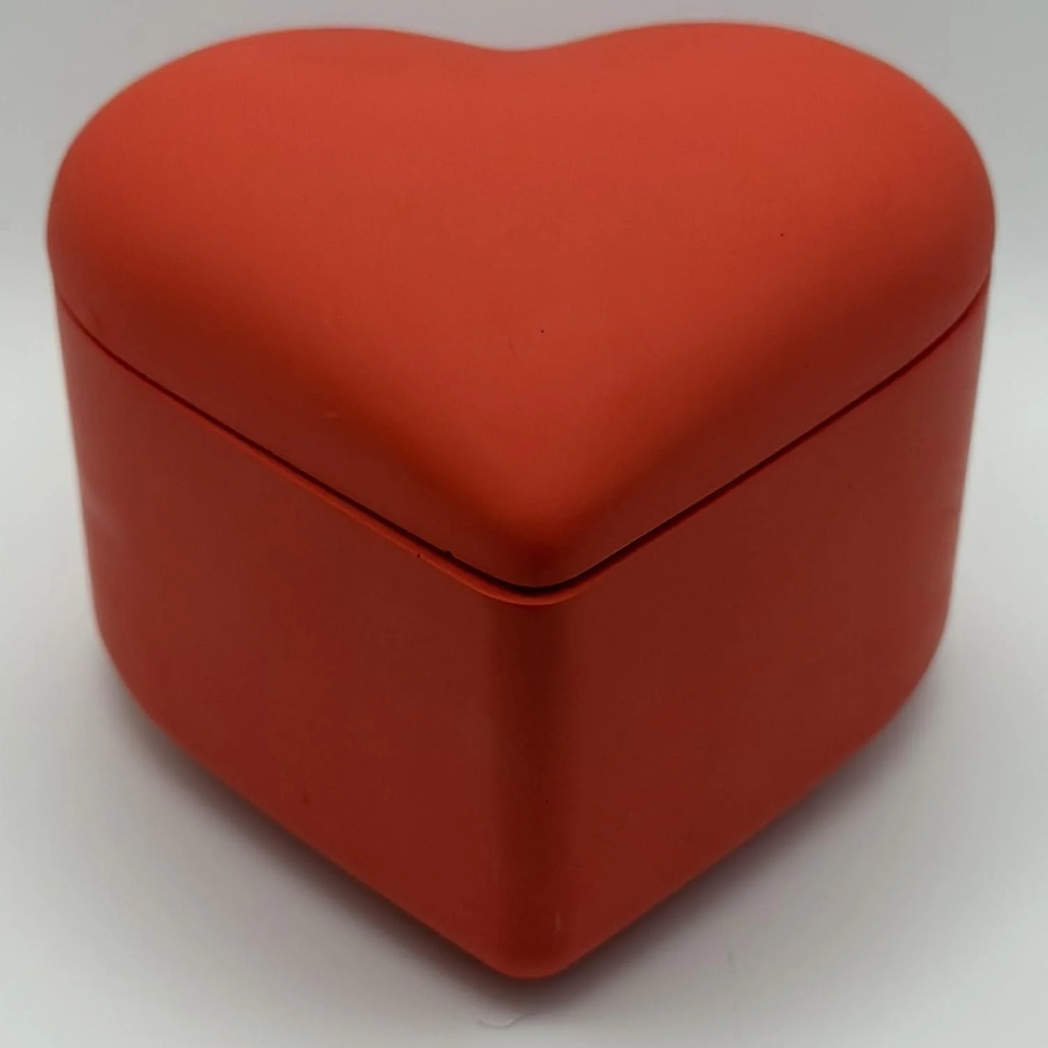 Handcrafted Love Heart Scented Candle with Lid