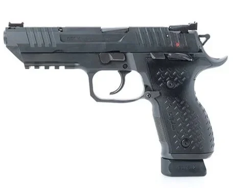 Largo: 226 mm / Alto: 155 mm / Capacidad del cargador: 20 / Longitud del cañón: 127 mm / Peso: 1202 gramos / Corredera: Acero nitrocarburado.