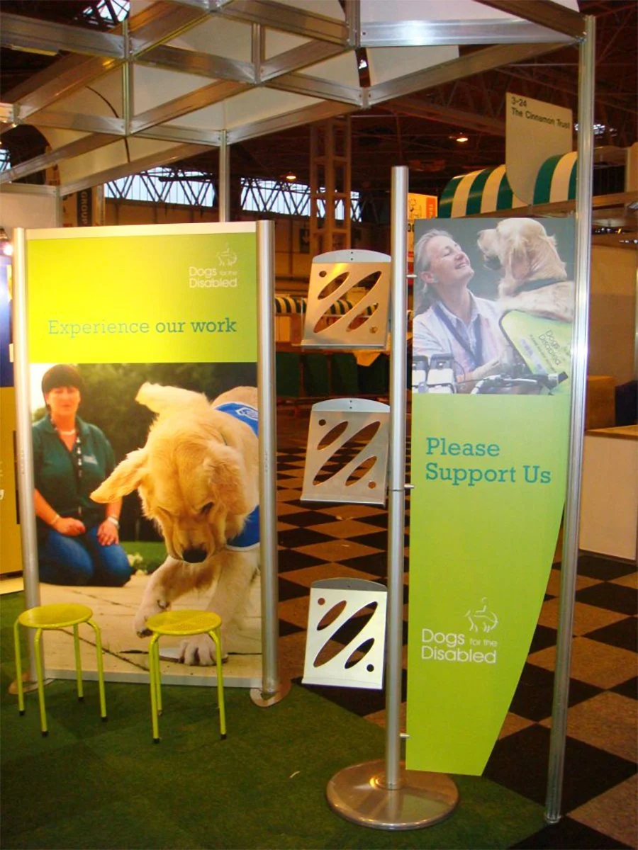 DfG-Crufts-Flag stand.jpg
