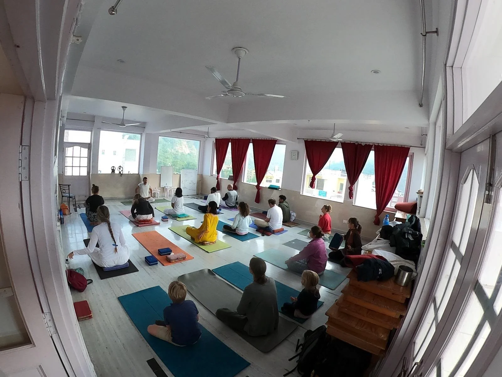 WhatsApp Image 2025-11-15 at 15.29.01.jpeg