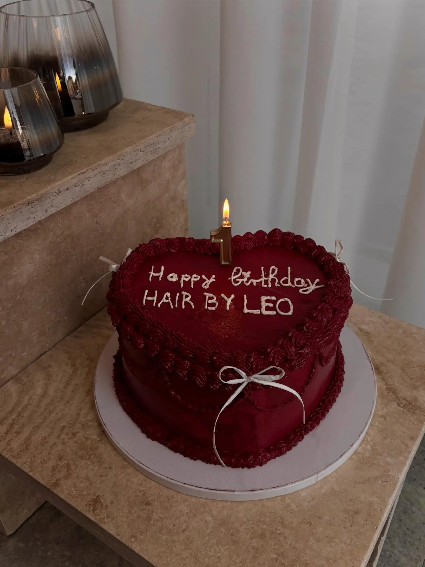 One year of HAIR BY LEO 🎂🎈🎉

Today I&rsquo;m celebrating the first birthday of
HAIR BY LEO &amp; I couldn&rsquo;t be happier or prouder of this journey!

I&rsquo;m deeply grateful for every single client, every piece of feedback, every beautiful r