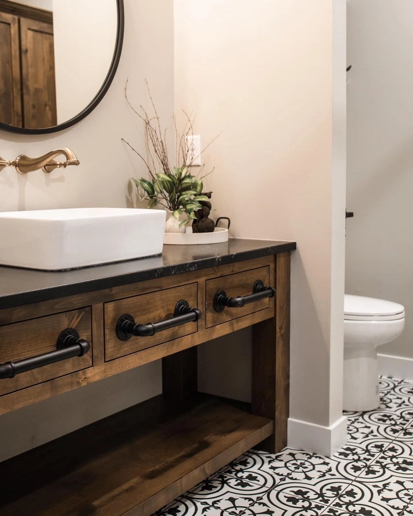 Basement bath.jpg