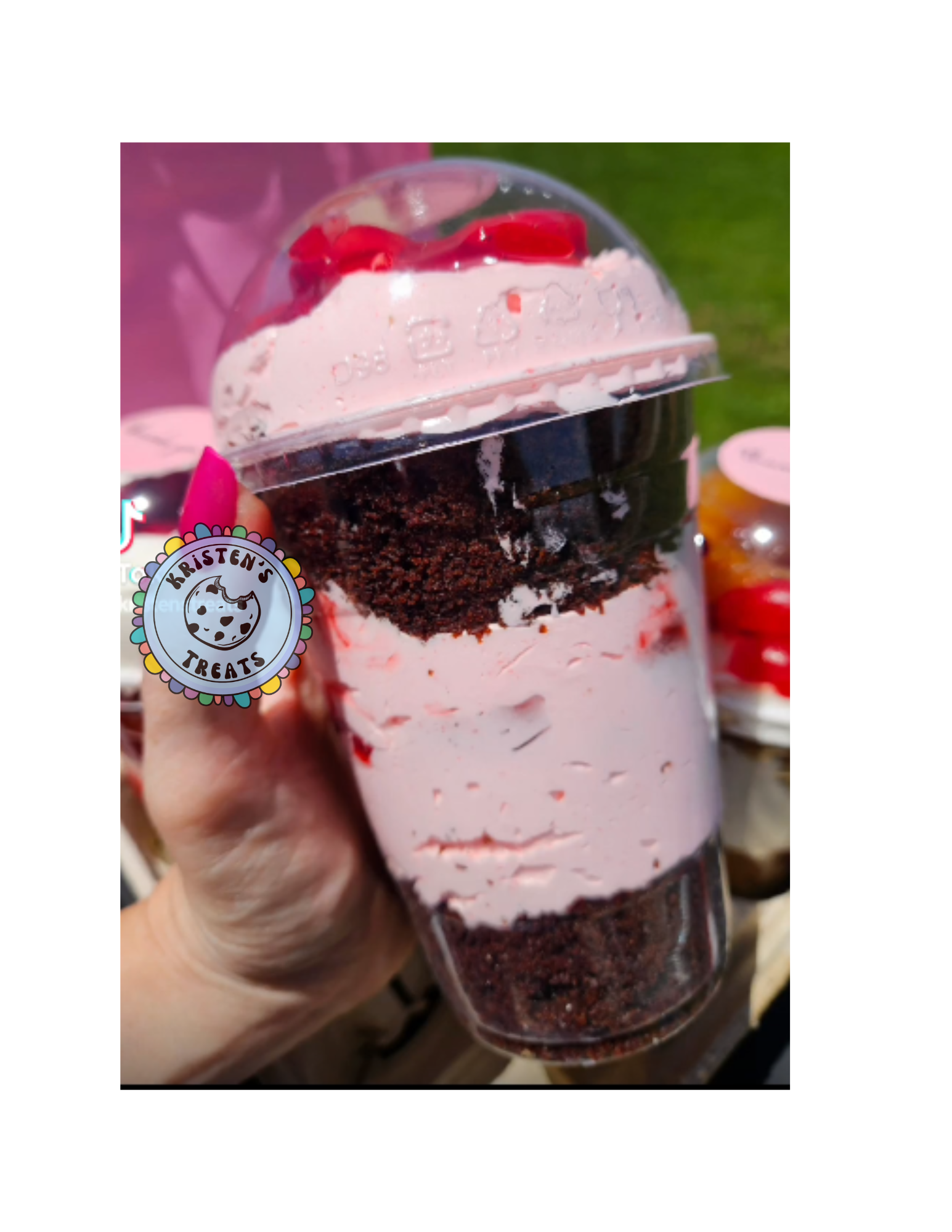 Chocolate Strawberry Cake Cup