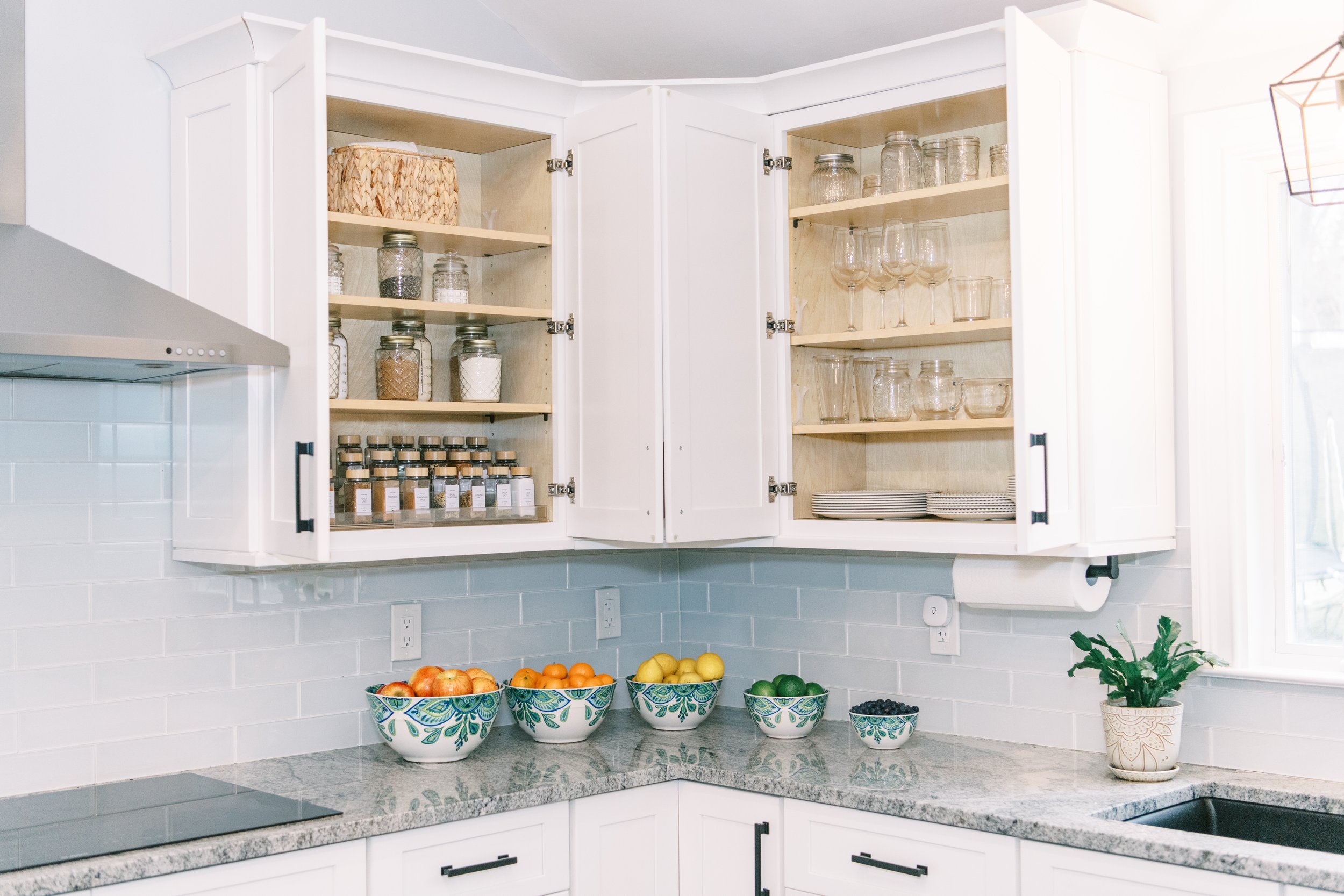 Here’s Why Decluttering Feels Impossible To You