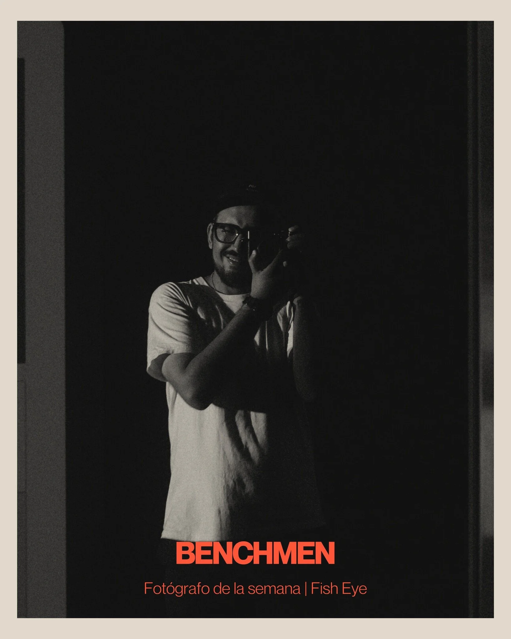 Fot&oacute;grafo de la semana | Benchmen

Desde Quer&eacute;taro, Benchmen construye una mirada que transforma la calle en un espacio de tensi&oacute;n y equilibrio. Su fotograf&iacute;a explora los encuentros entre luz, color y geometr&iacute;a urba