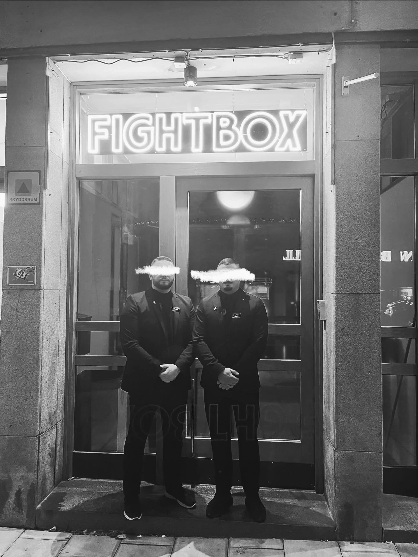 Last weekend, our security team ensured a safe and enjoyable environment during Fightbox&rsquo;s 10 Year Anniversary Party! 🎉🏋🏻&zwj;♂️
It was a fantastic celebration with great energy and happy guests throughout the night.
A big thank you to @figh
