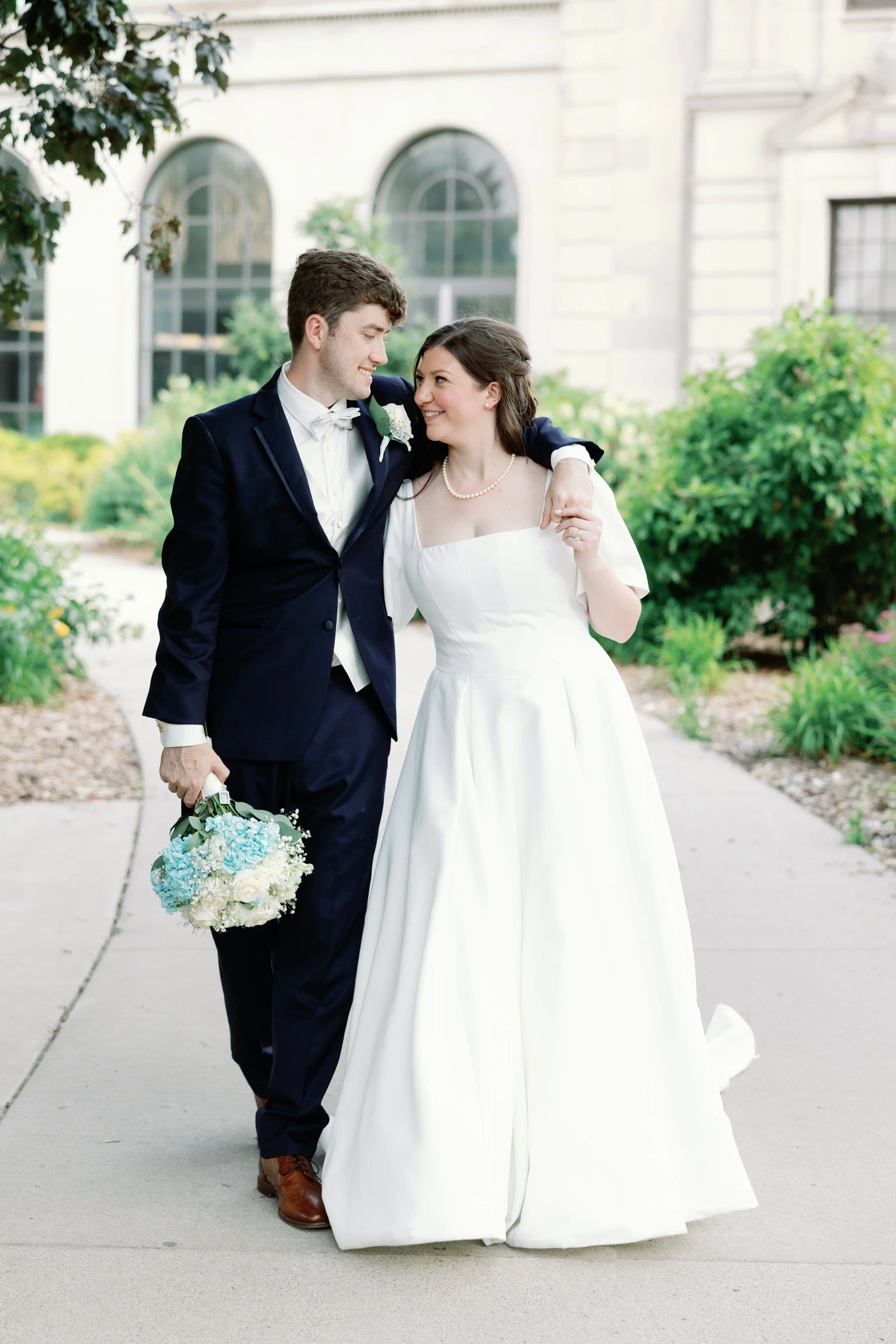 Emily & Nick sneak-74.jpg