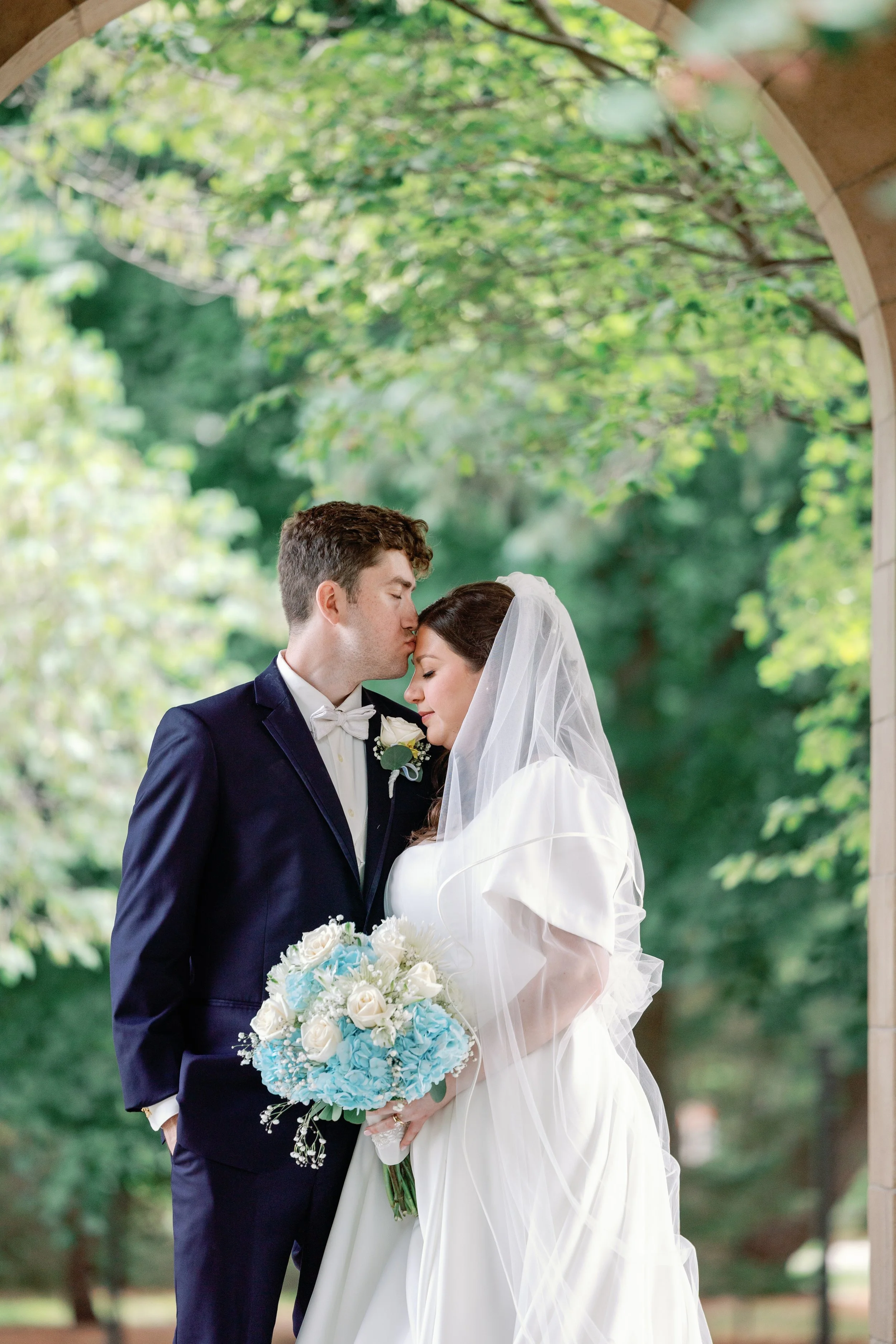 Emily & Nick sneak-20.jpg