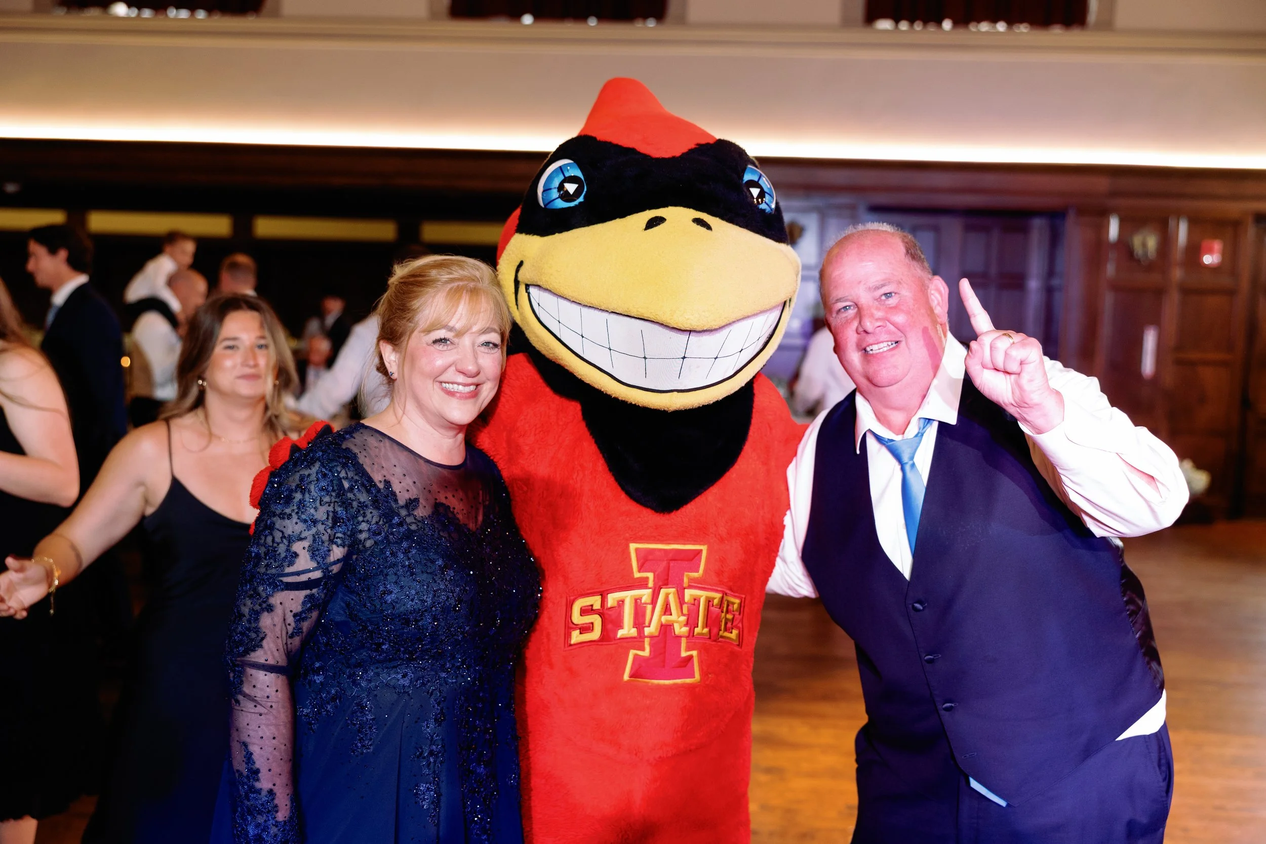 Emily & Nick sneak-78.jpg