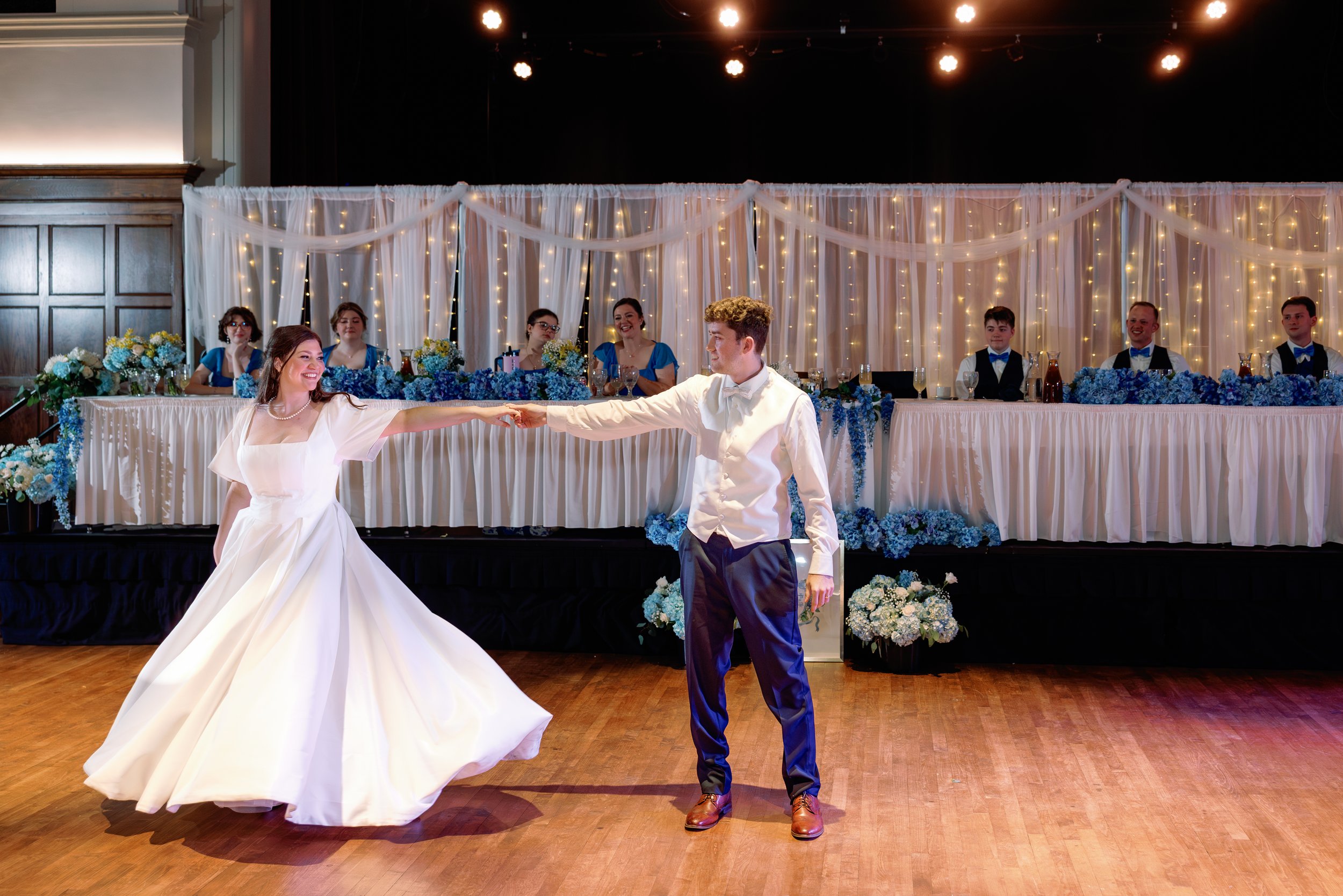 Emily & Nick sneak-76.jpg