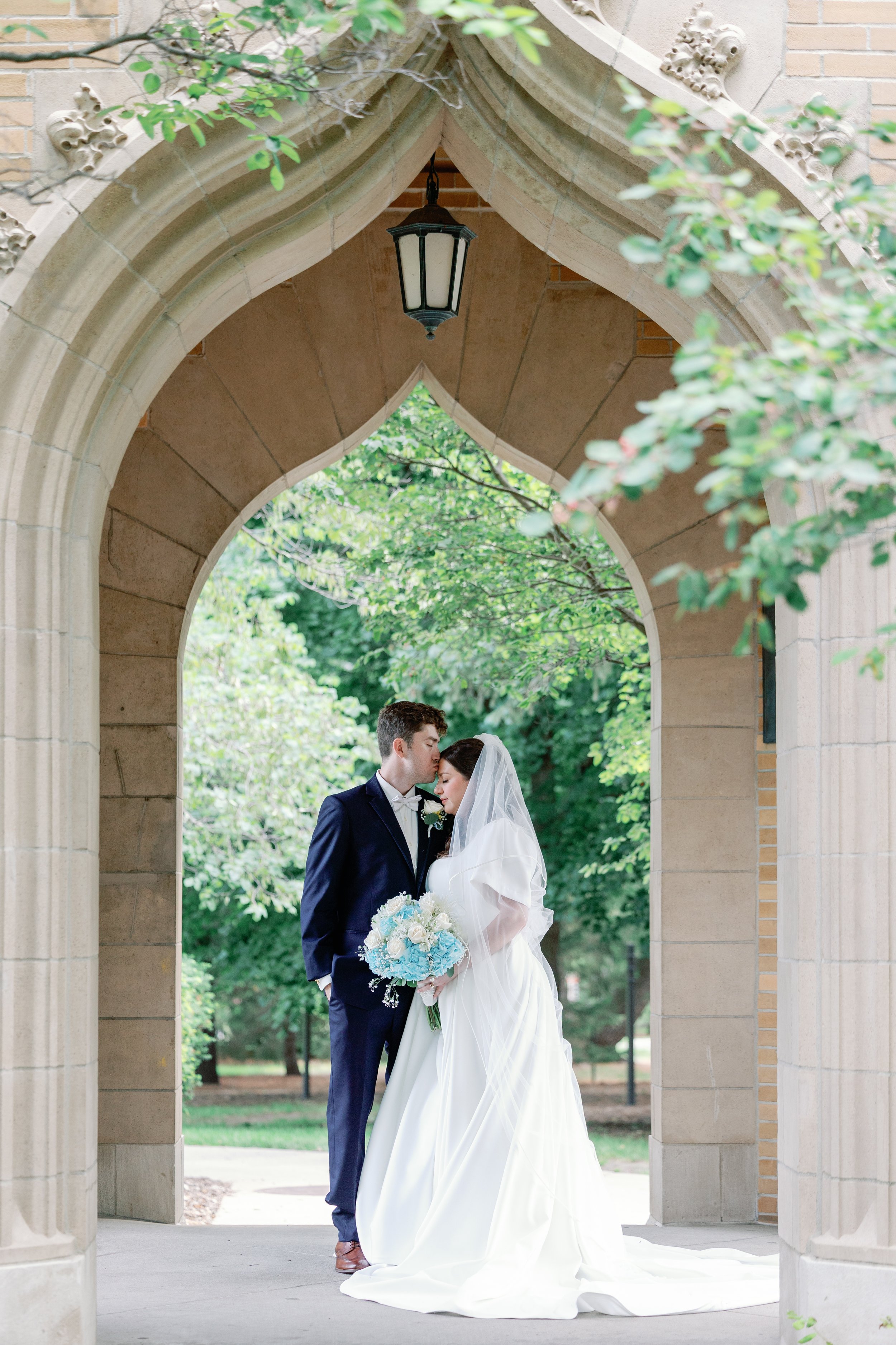 Emily & Nick sneak-22.jpg