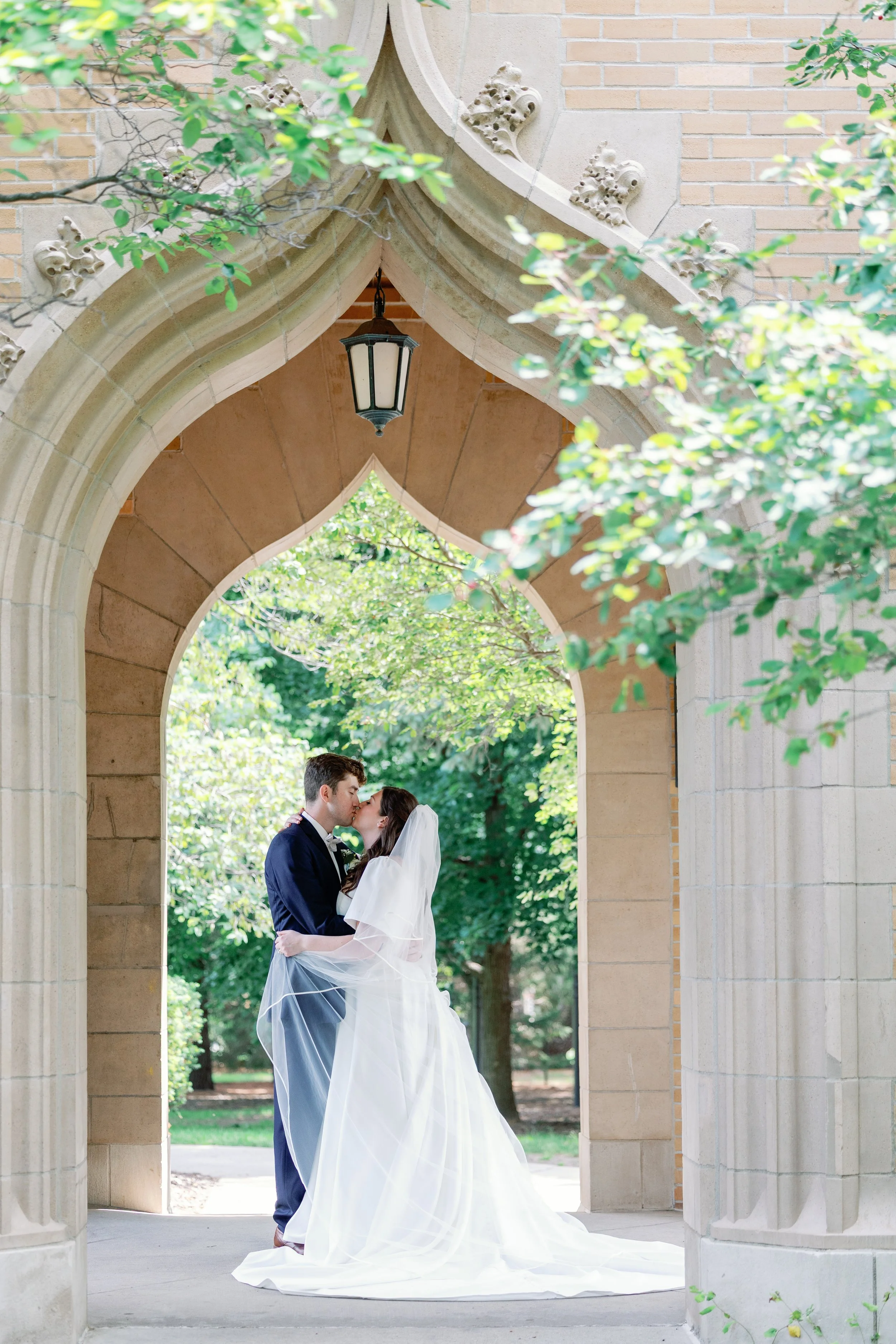 Emily & Nick sneak-15.jpg