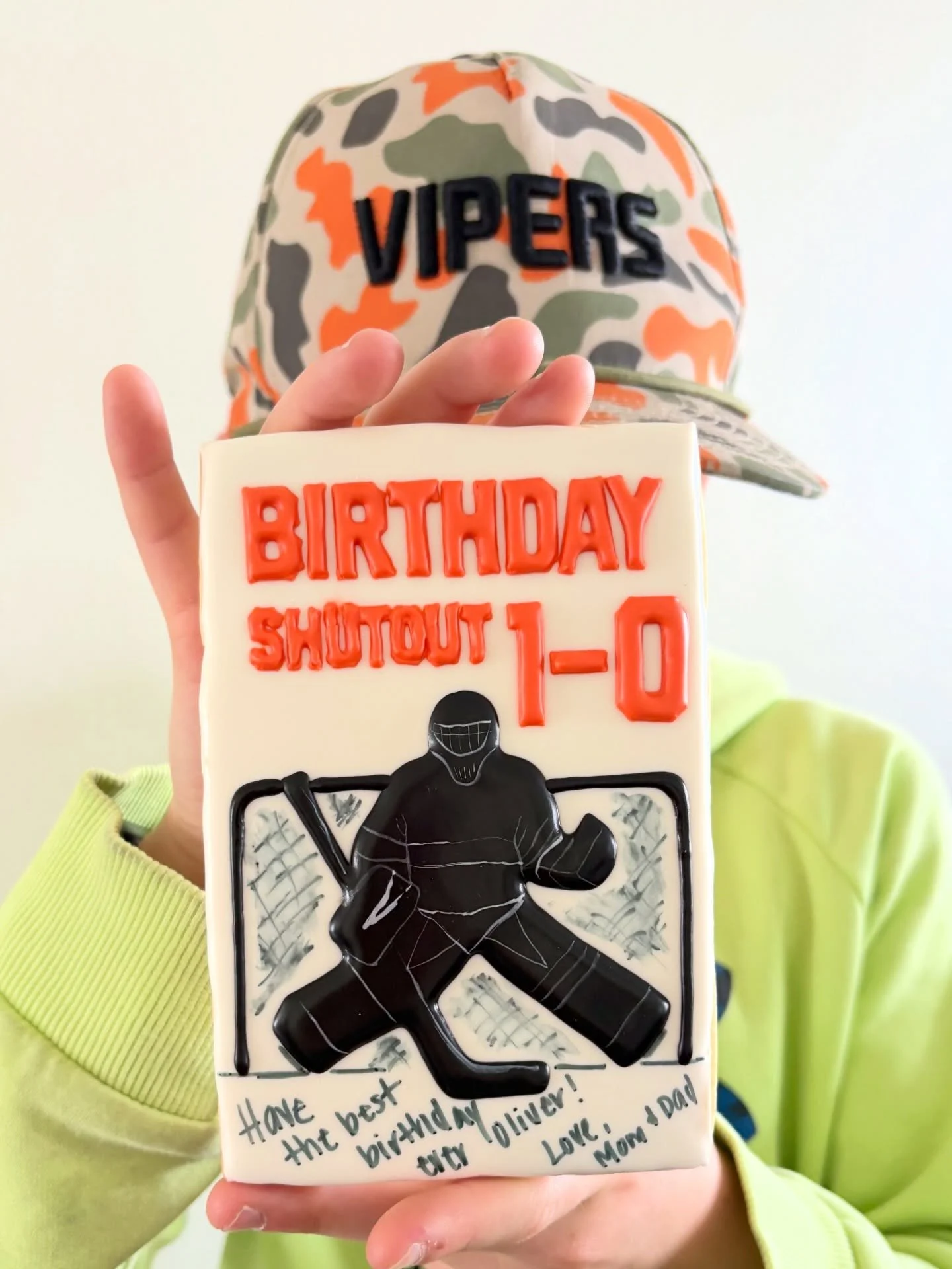 10!
happy birthday to my first born. how a decade has flown by, i have no clue 😭 
&hellip; so i made a cookie card 🖤🏒🧡

thinking of adding these to my order form! whatcha think? it is yours to design 🤍