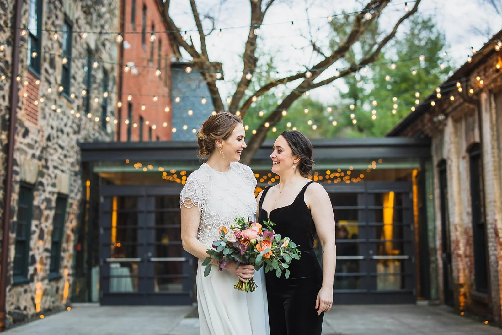 mt-washington-mill-dye-house-wedding-15.jpg
