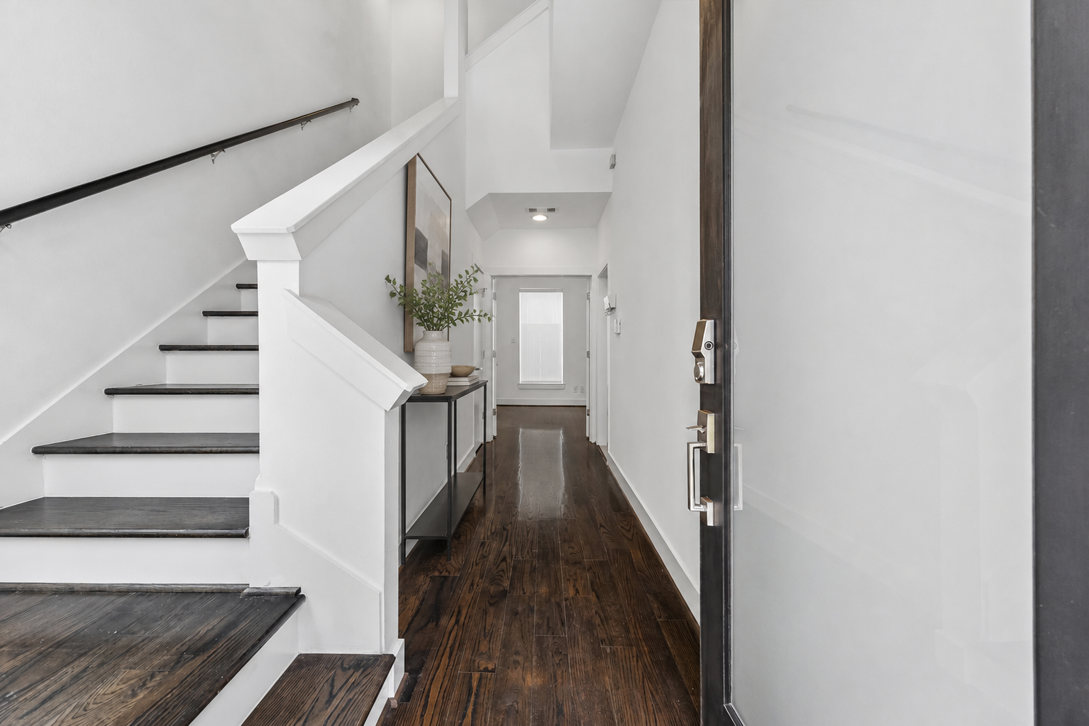 Entryway.jpg