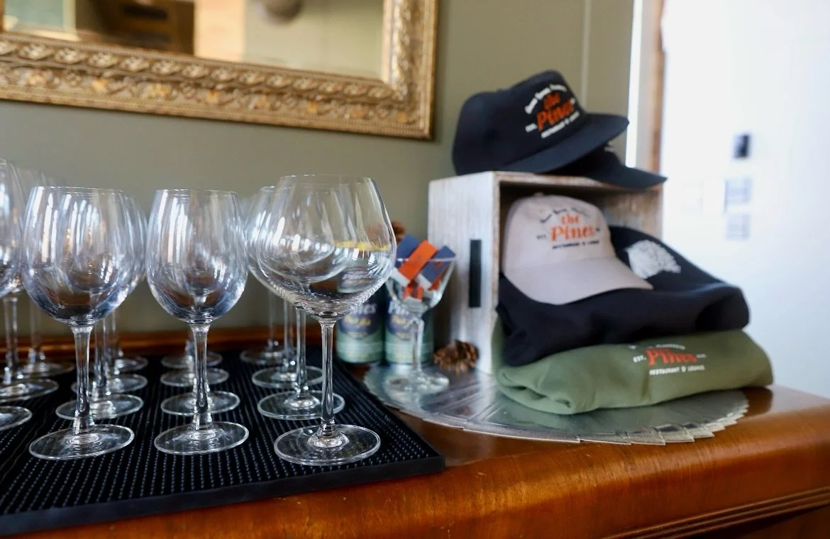 No Thursday plans because you&rsquo;re prepping for V-day?! L🩷VE! 

Instead of watching your s/o do their new VR workout, or swear at whatever sports game is on, the professionals (of Fun) here at The Pines have a better idea! 

Snag a friend (or do