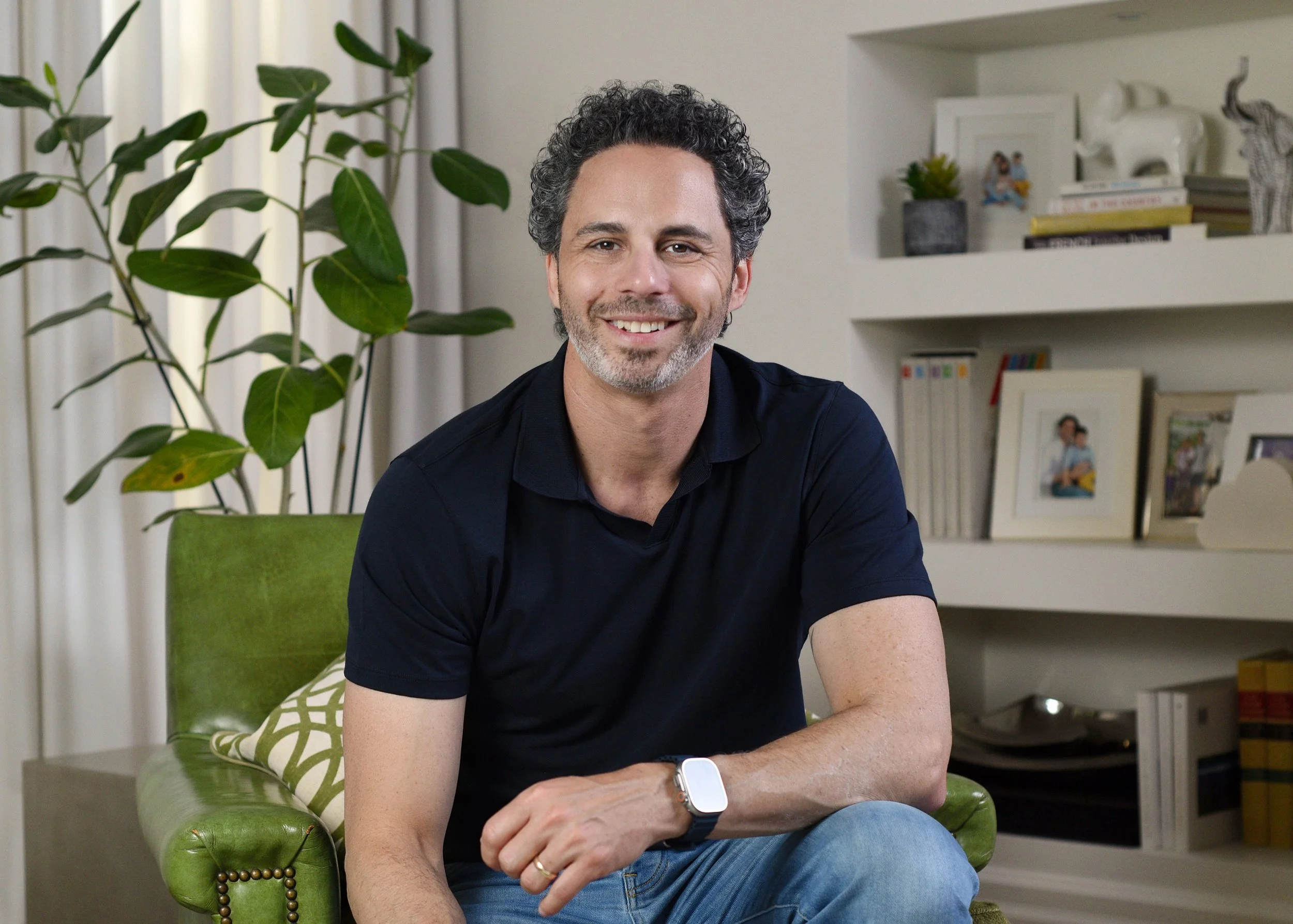 LPR is a fractional PR consultant that specializes in media relations, representing start-ups, scale-ups, founders and enterprises in the healthcare, technology, venture capital, and social impact sectors.