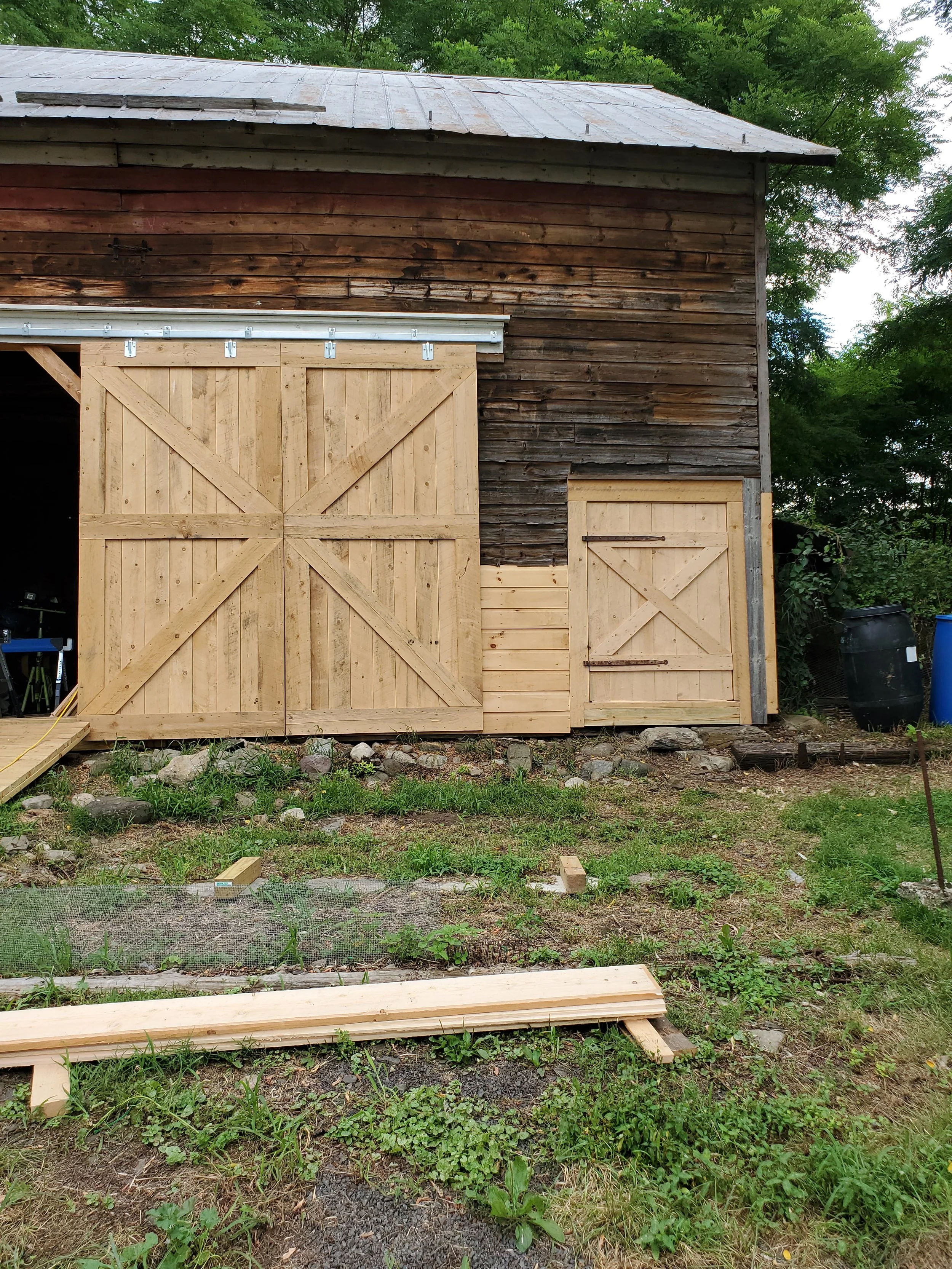 1840s barn  new doors.jpg