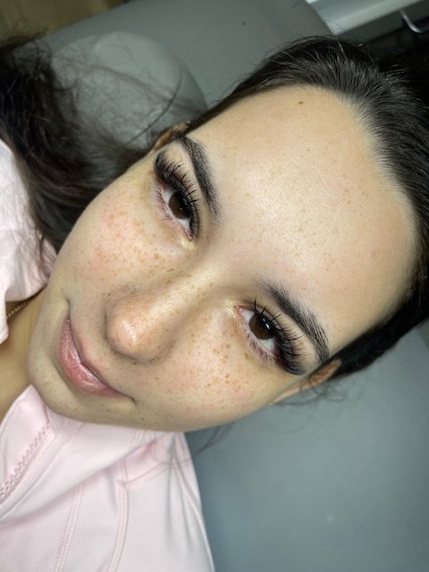 Volume lash extensions create a fuller, fluffy look using lightweight lash fans customized to your desired fullness and eye shape.