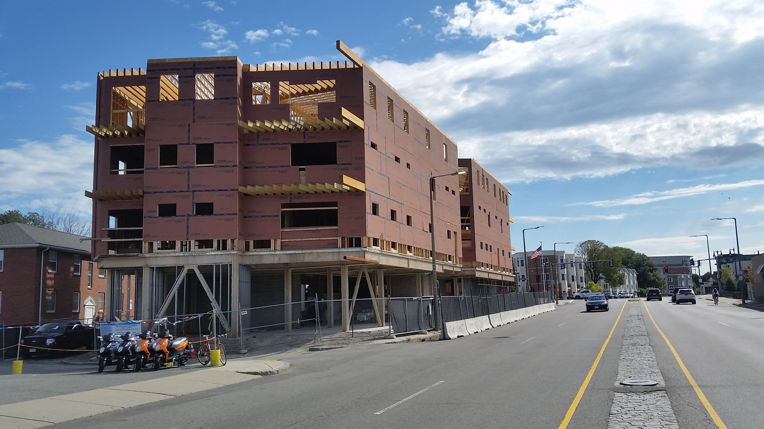 232 Old Colony - Exterior_Front_02.jpg