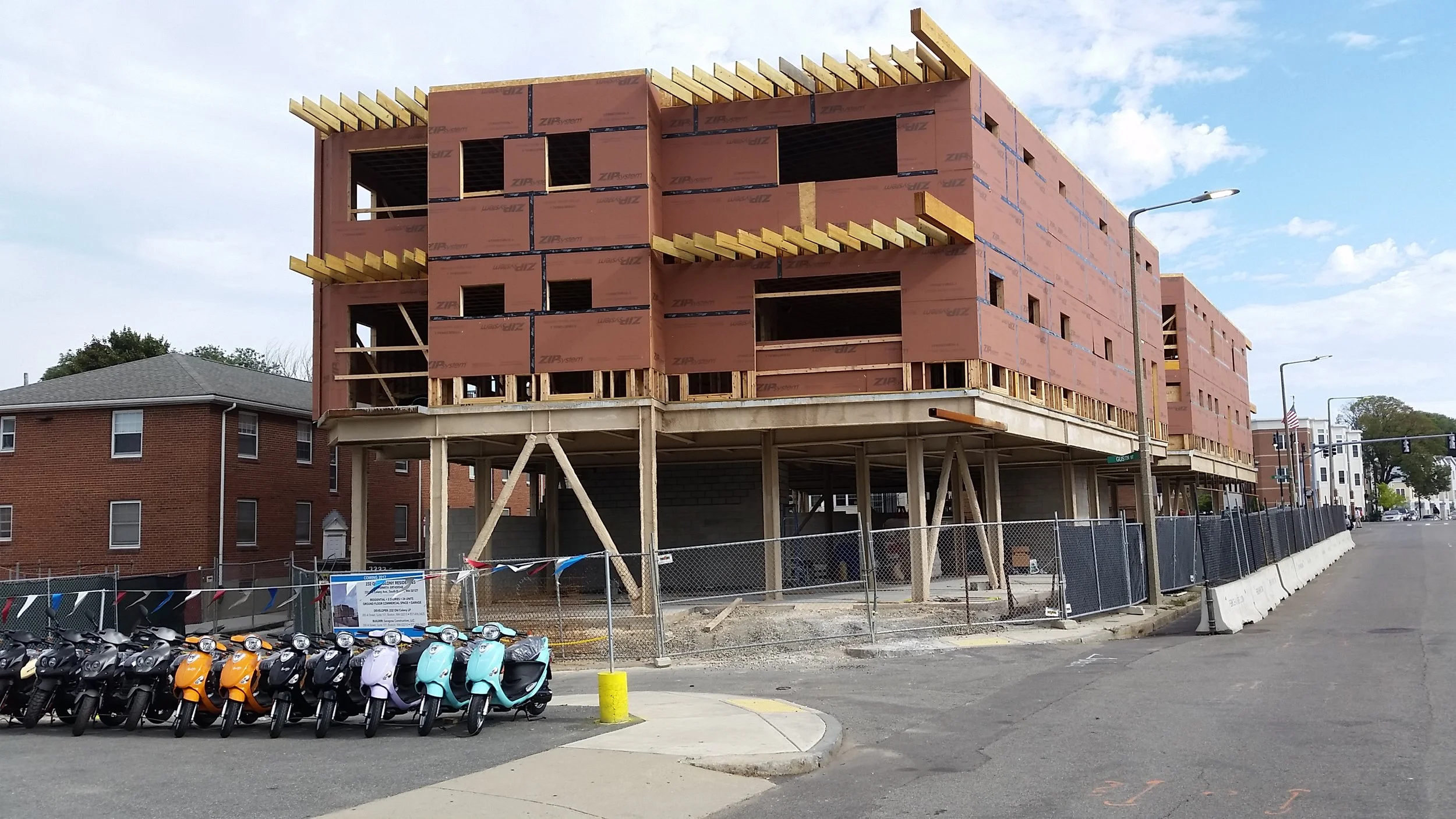 232 Old Colony - Exterior_Front_01.jpg