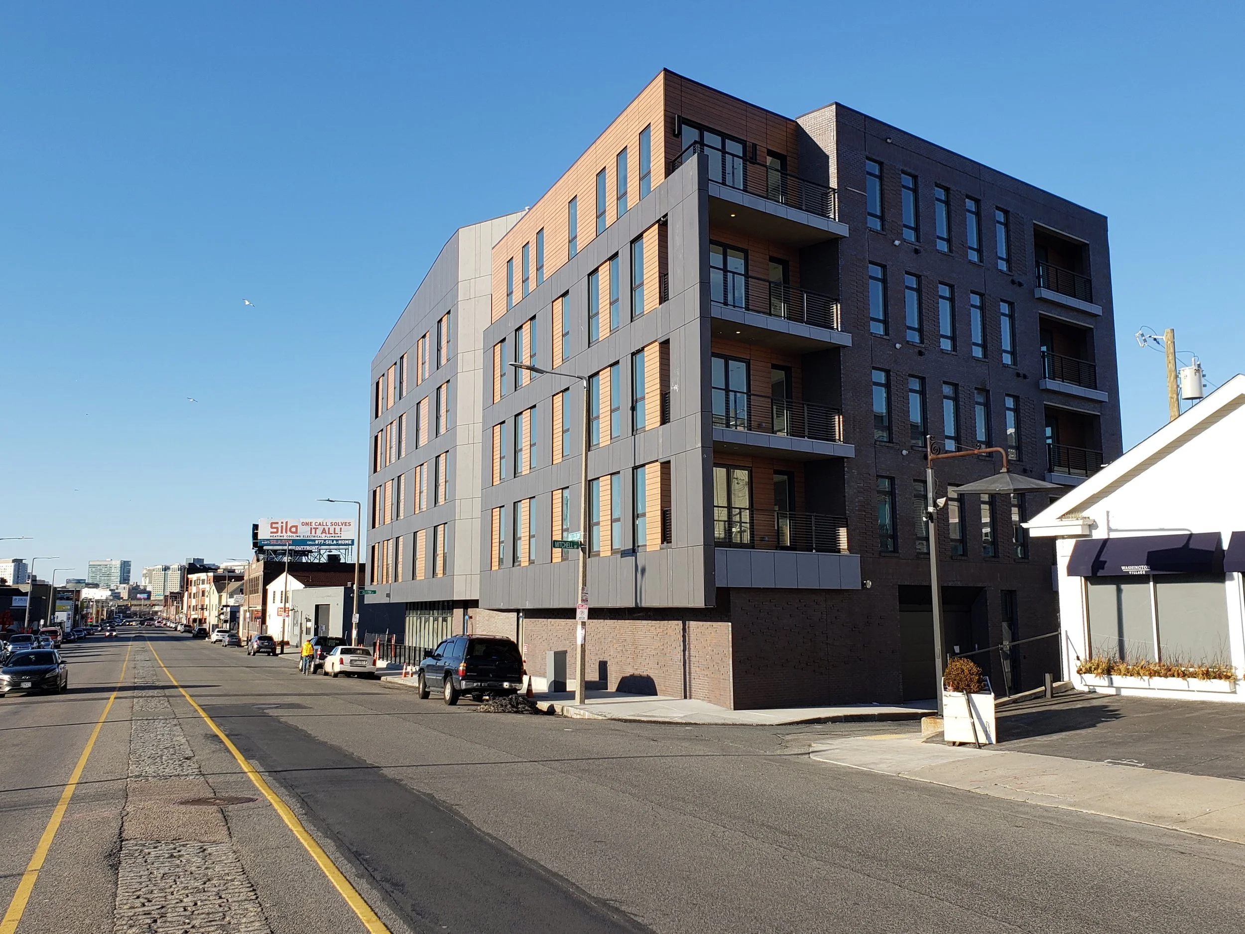 232 Old Colony - Exterior_Rear_00.jpg