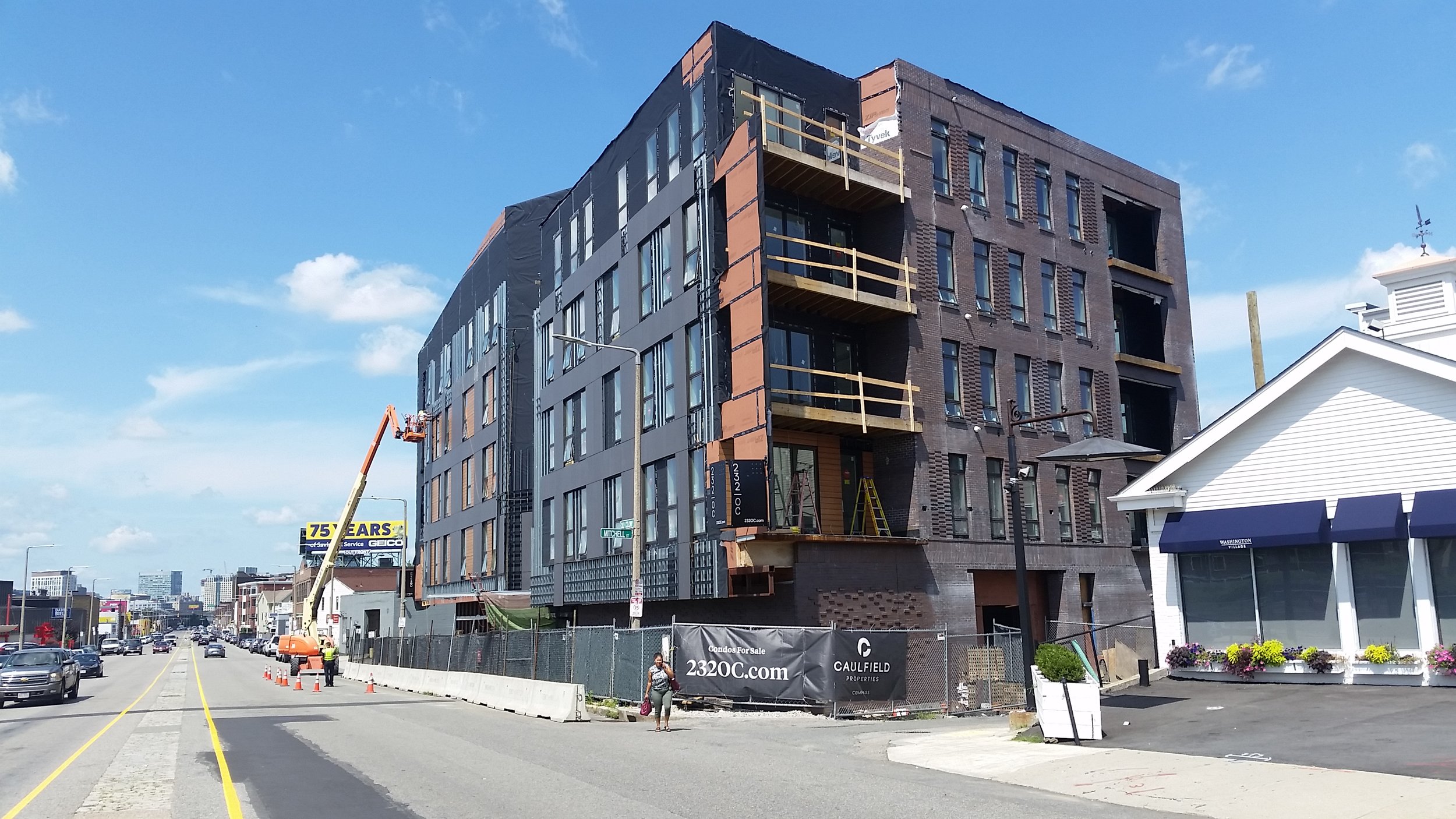 232 Old Colony - Exterior_Rear_08.jpg