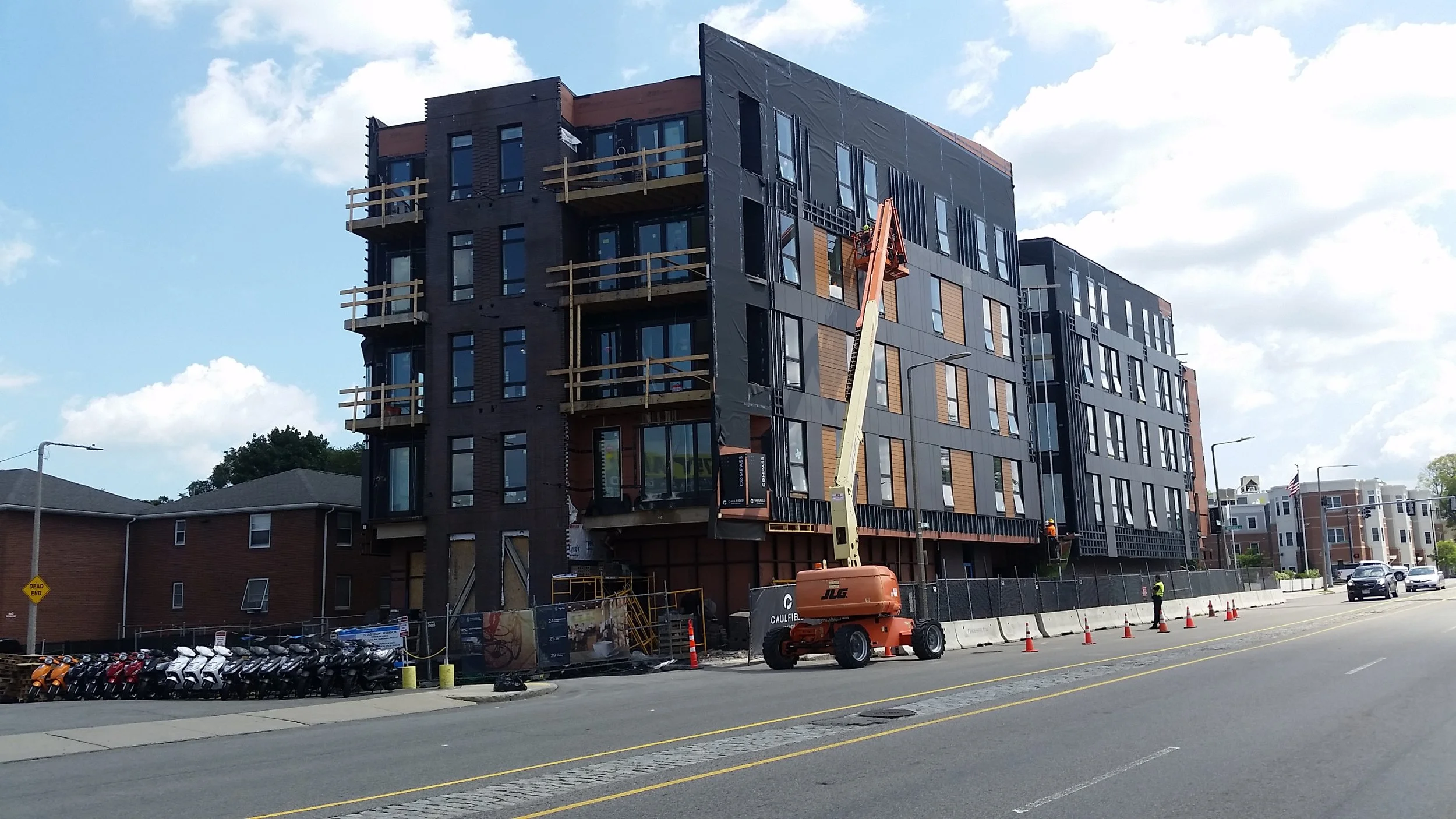 232 Old Colony - Exterior_Front_06.jpg