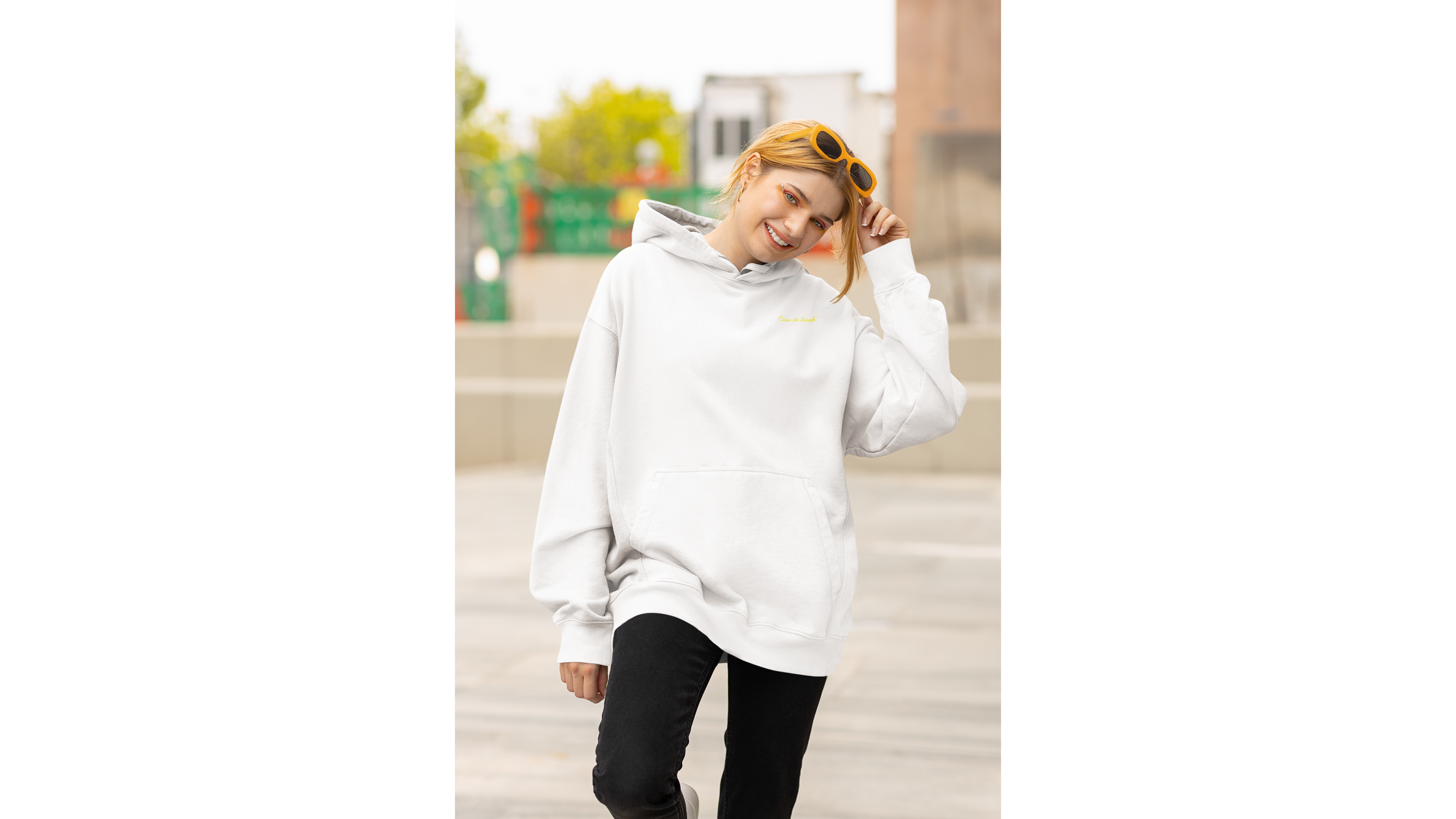Unisex Heavy Blend Hoodie White 4K.png