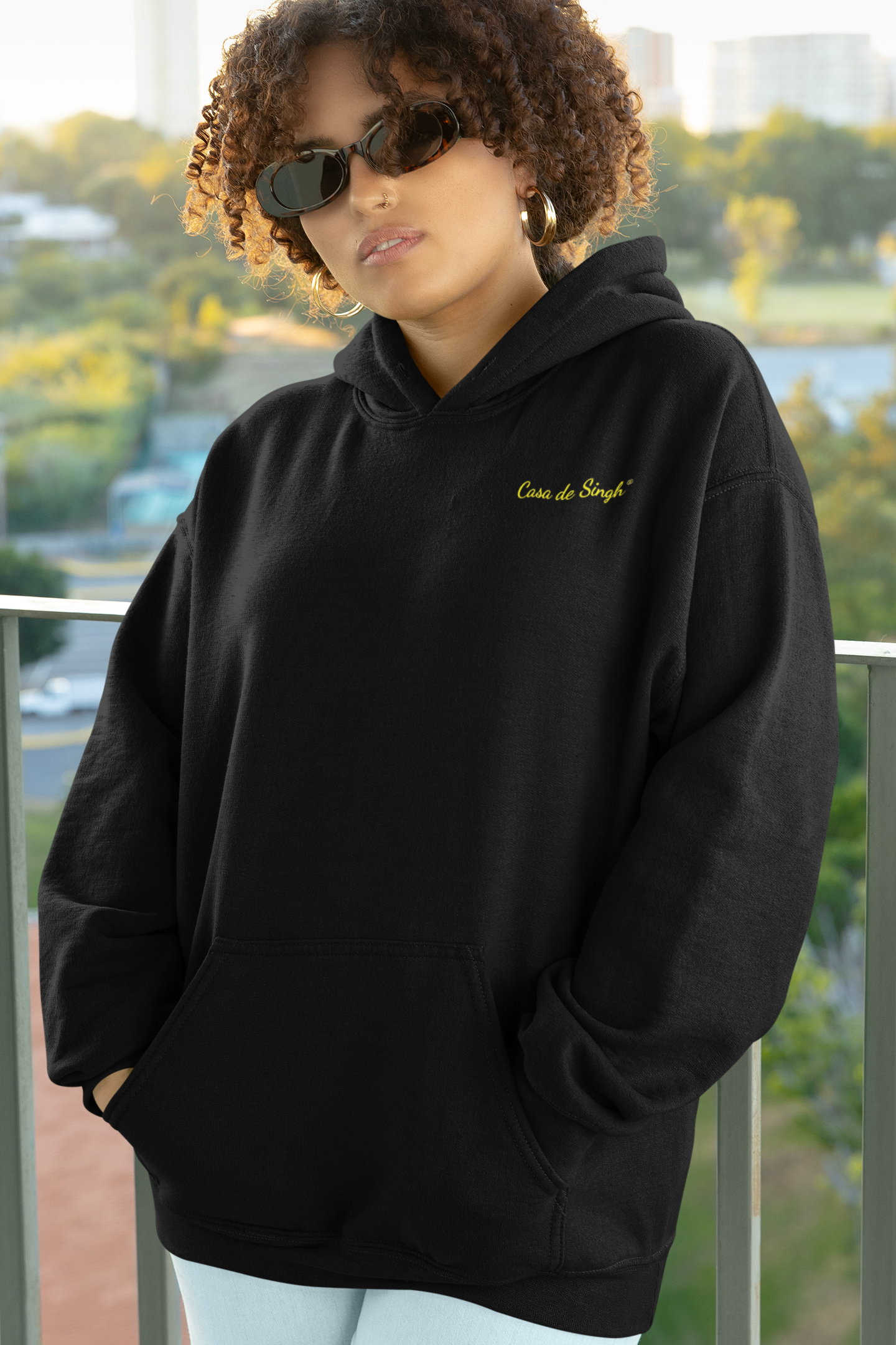 Unisex Heavy Blend Hoodie Black 4K.png
