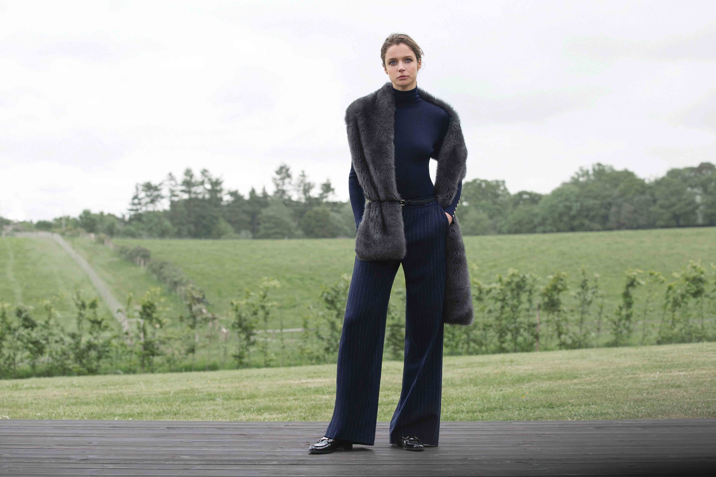 HOBBS_AW16_MAIN_SHOT21_081_f4.jpg