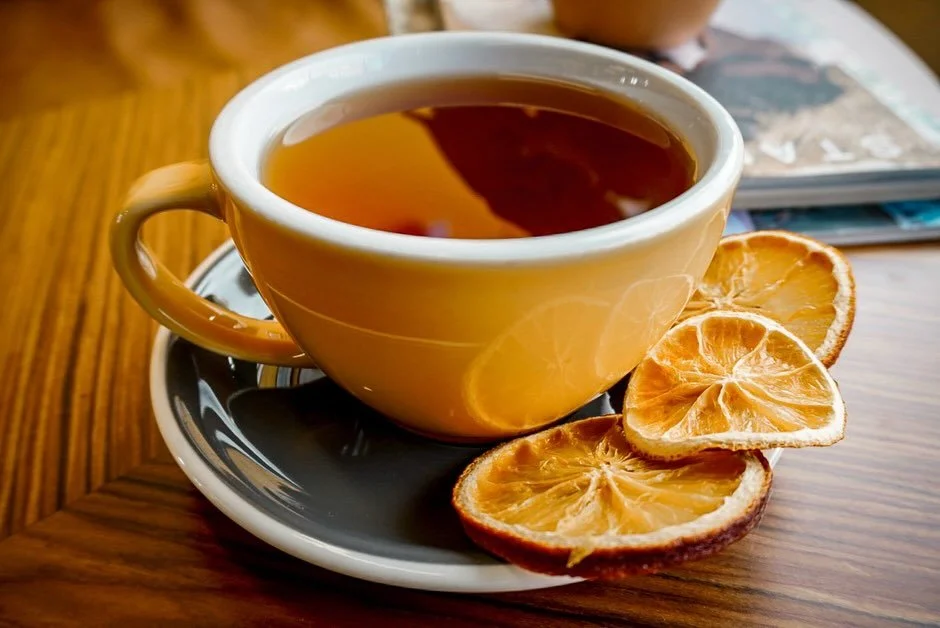 Spiced apple cider is here for the season! Warm &amp; comforting, made with only two ingredients, perfect for kids and adults alike 🍎🍂🤎