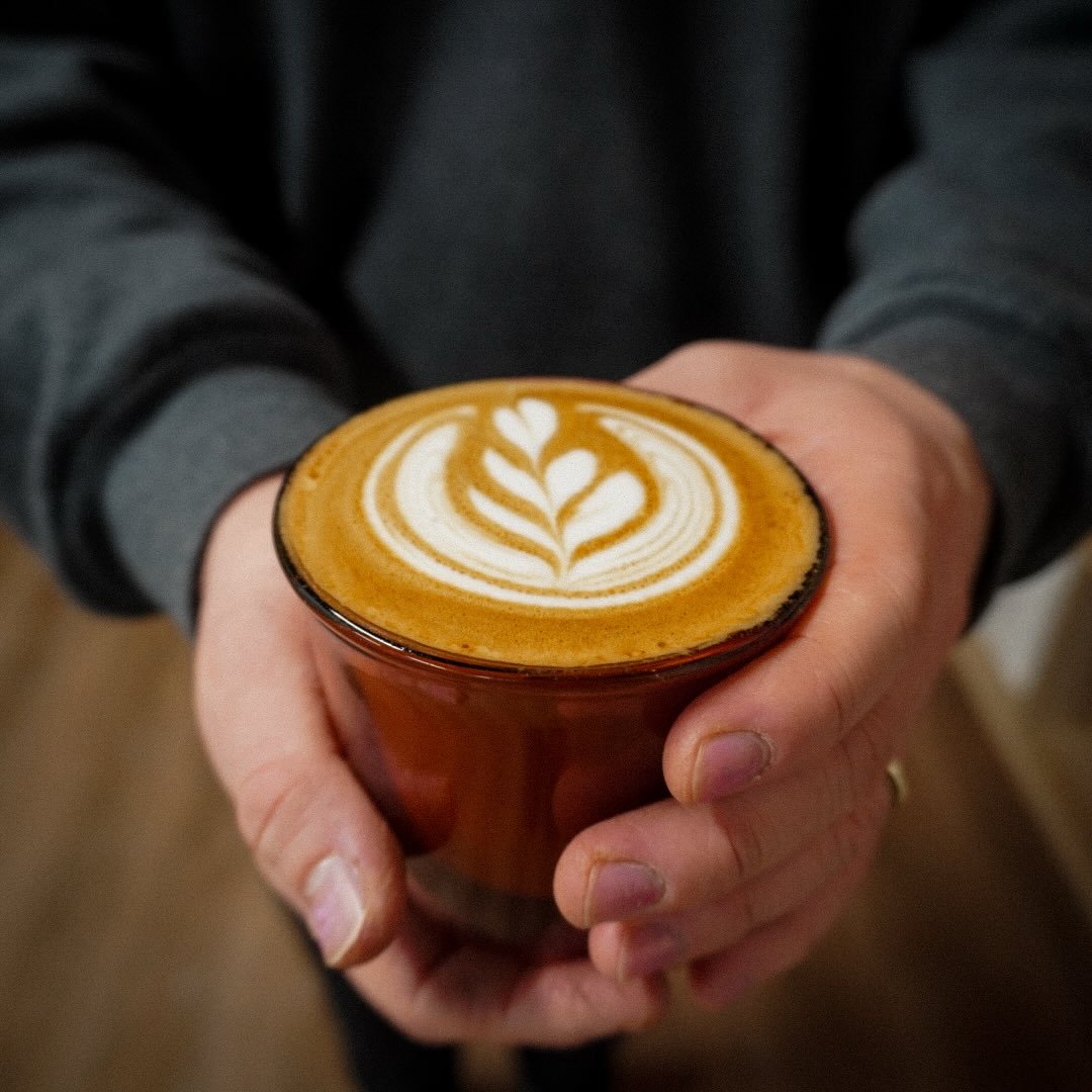 👉🏼 a slight change to next week&rsquo;s hours and a note about our upcoming winter break. Otherwise catch us Tues-Sat 8-5 for good coffee and better vibes 😎